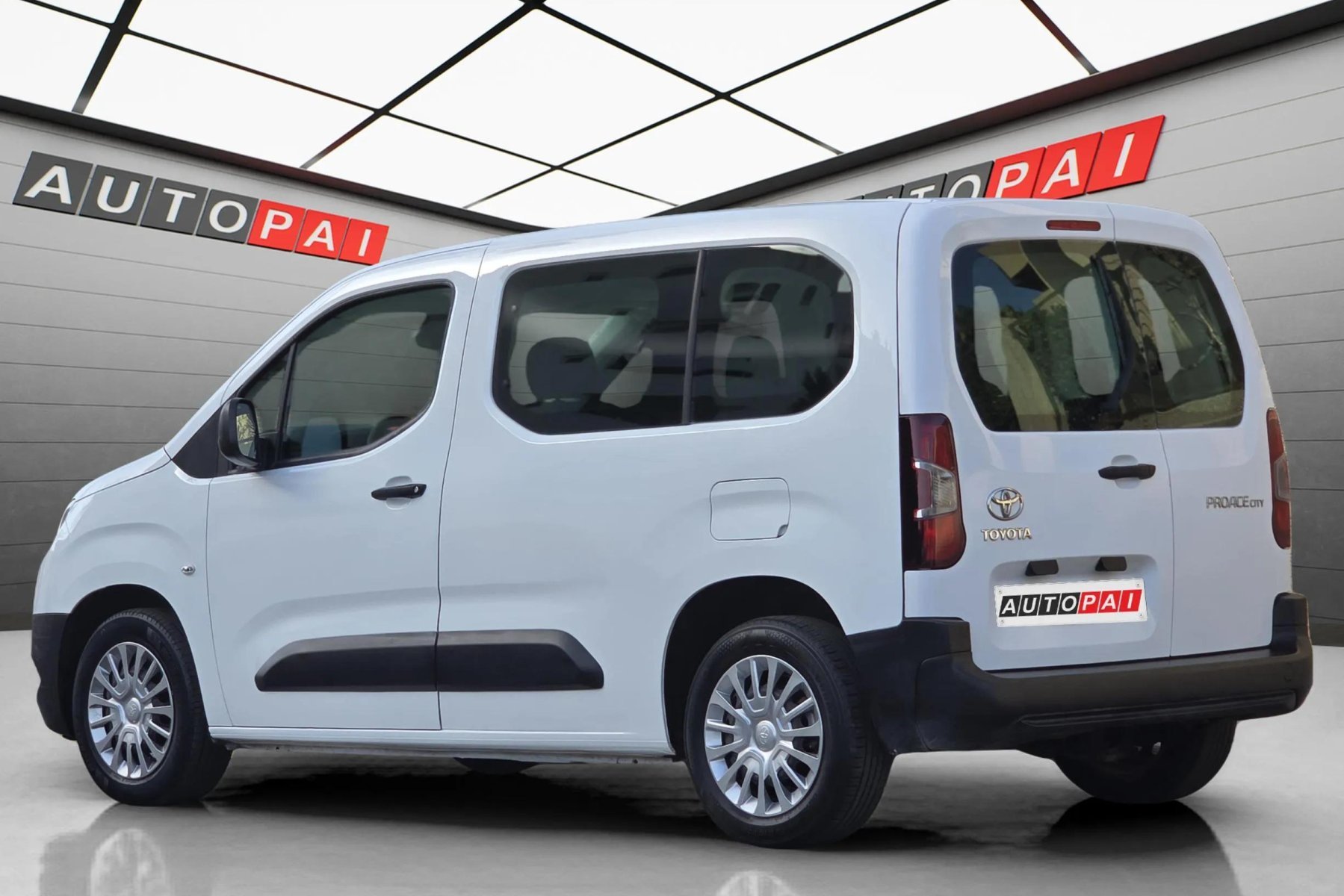 TOYOTA PROACE CITY VERSO 1.5d 100cv. 3