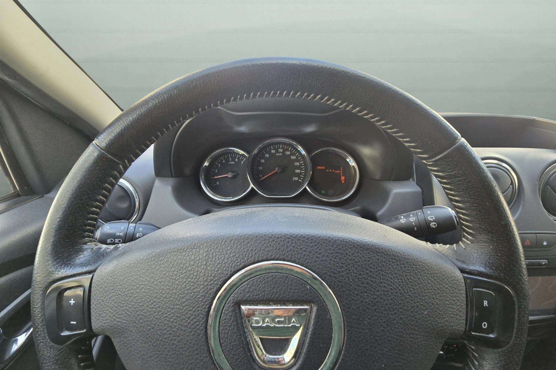 DACIA DUSTER 1.5dci 109cv. 4x2 9