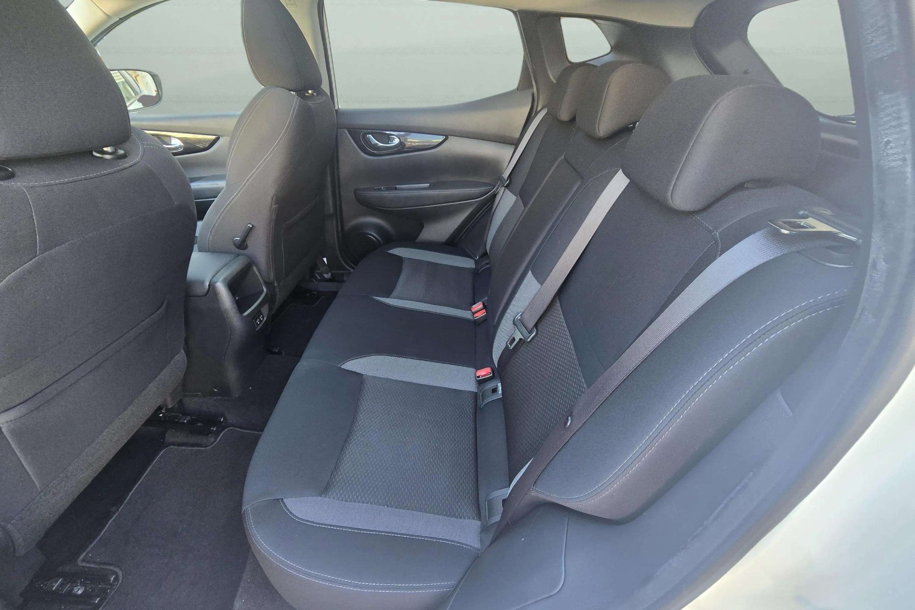 NISSAN QASHQAI 1.7 dci 150cv. N-Connecta 4x2 10