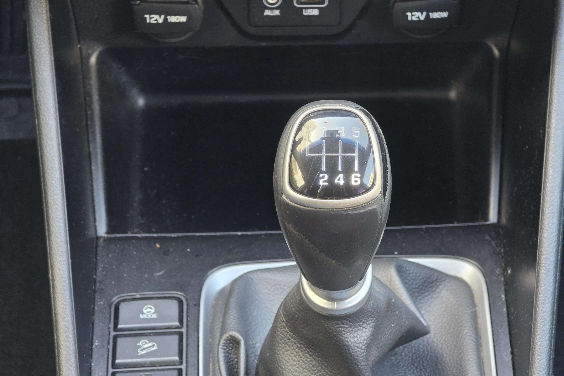 HYUNDAI TUCSON 1.7 CRDI 116cv. ESSENCE 4x2 15