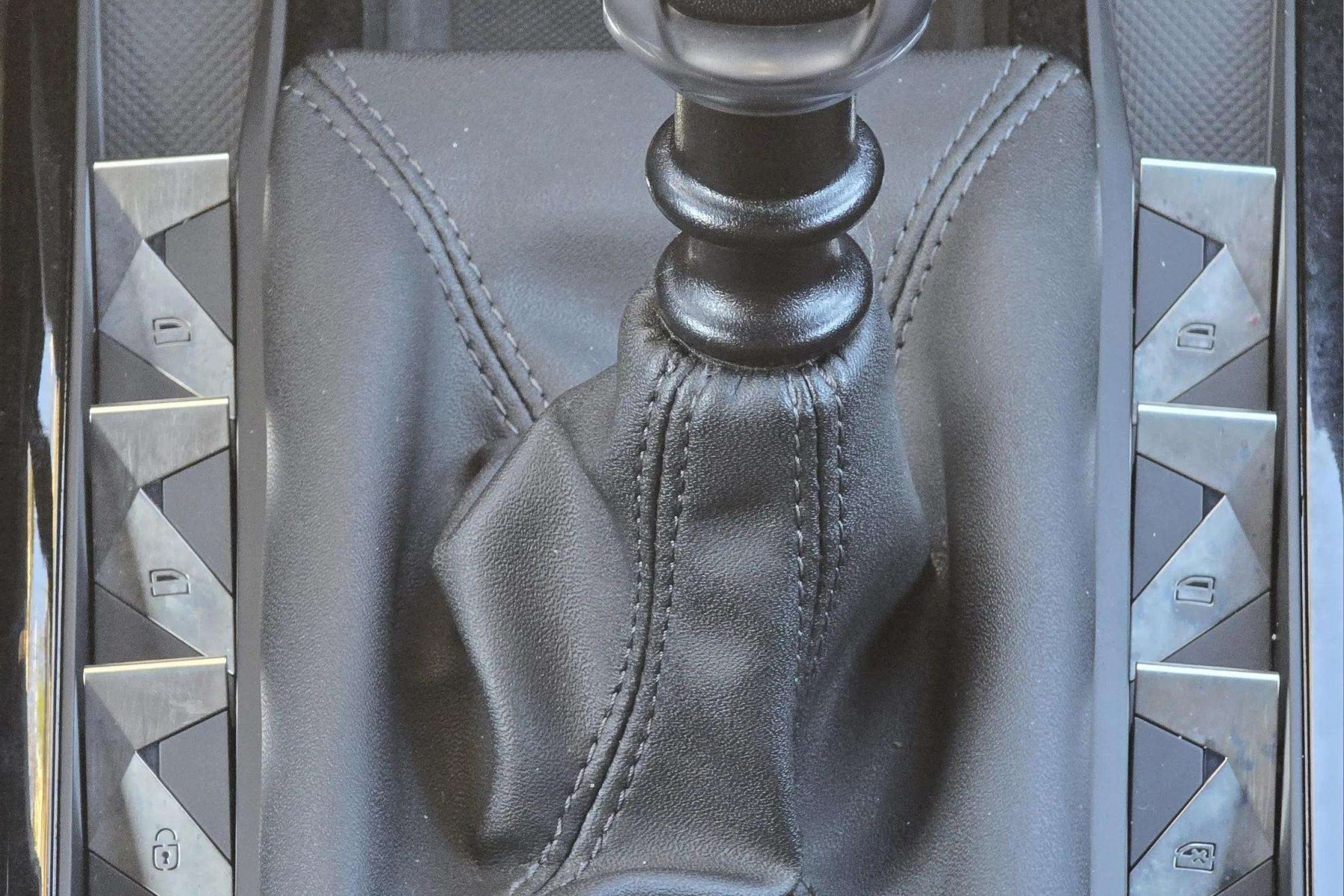 DS DS 3 CROSSBACK 1.2i 100cv. PERFORMANCE LINE 14