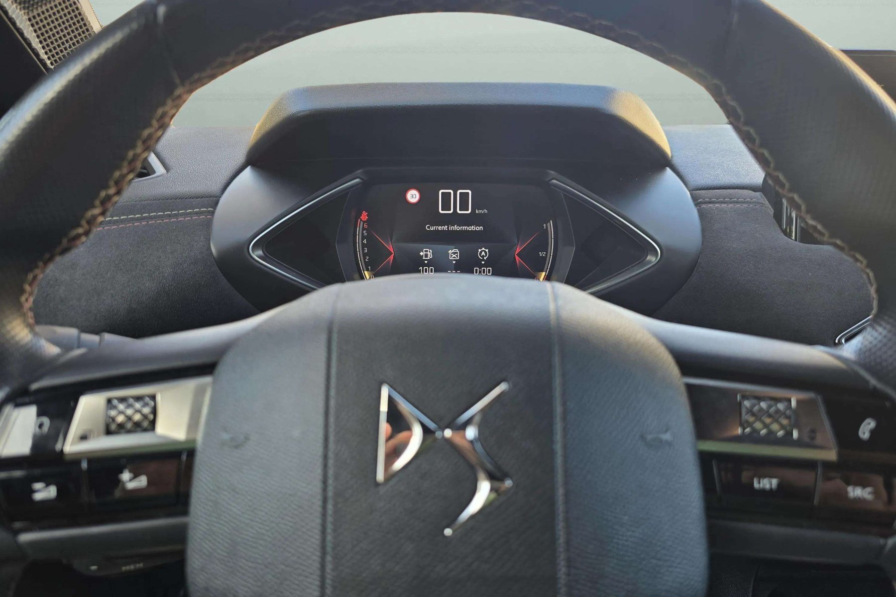 DS DS 3 CROSSBACK 1.2i 100cv. PERFORMANCE LINE 25