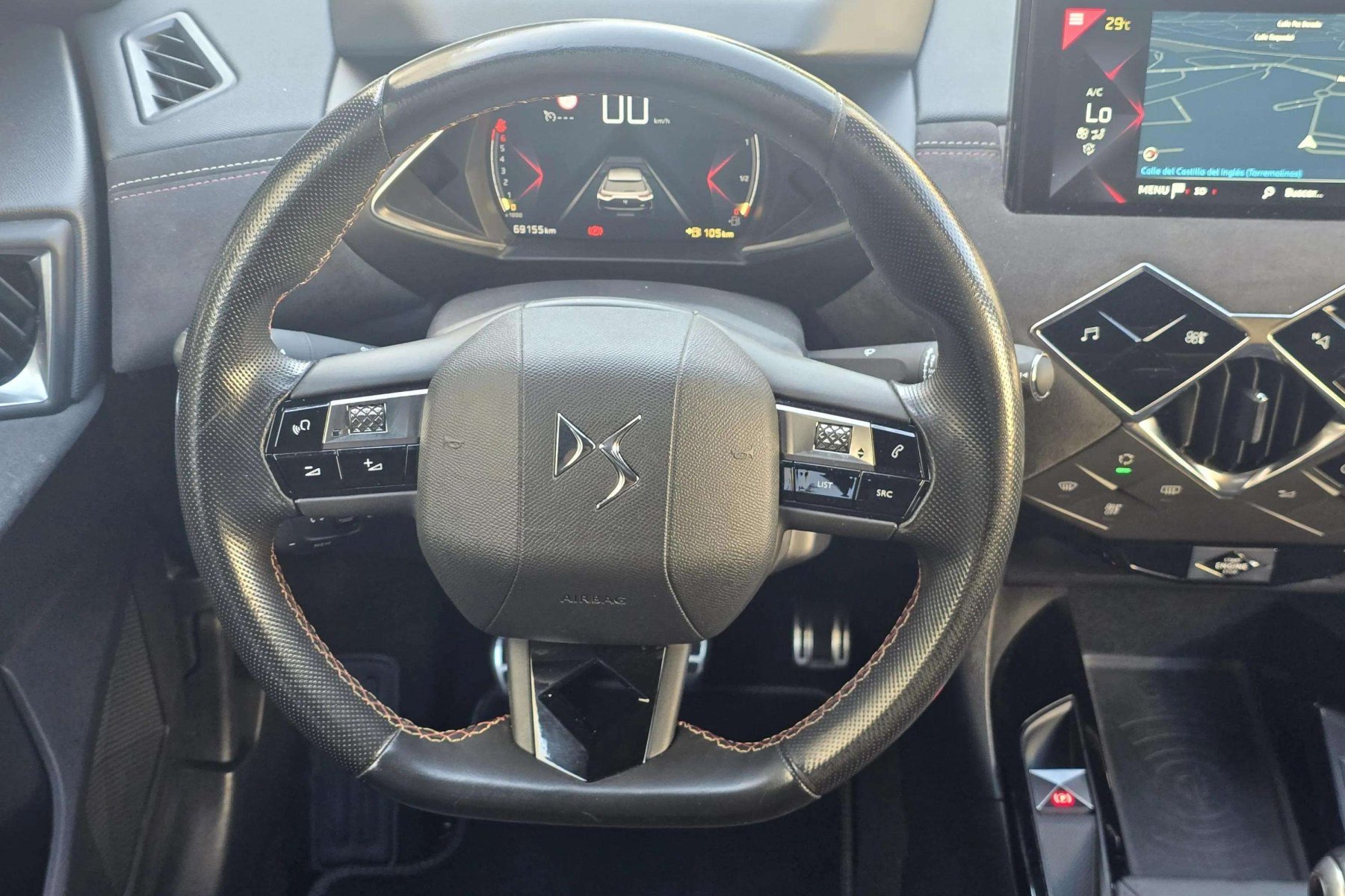 DS DS 3 CROSSBACK 1.2i 100cv. PERFORMANCE LINE 13