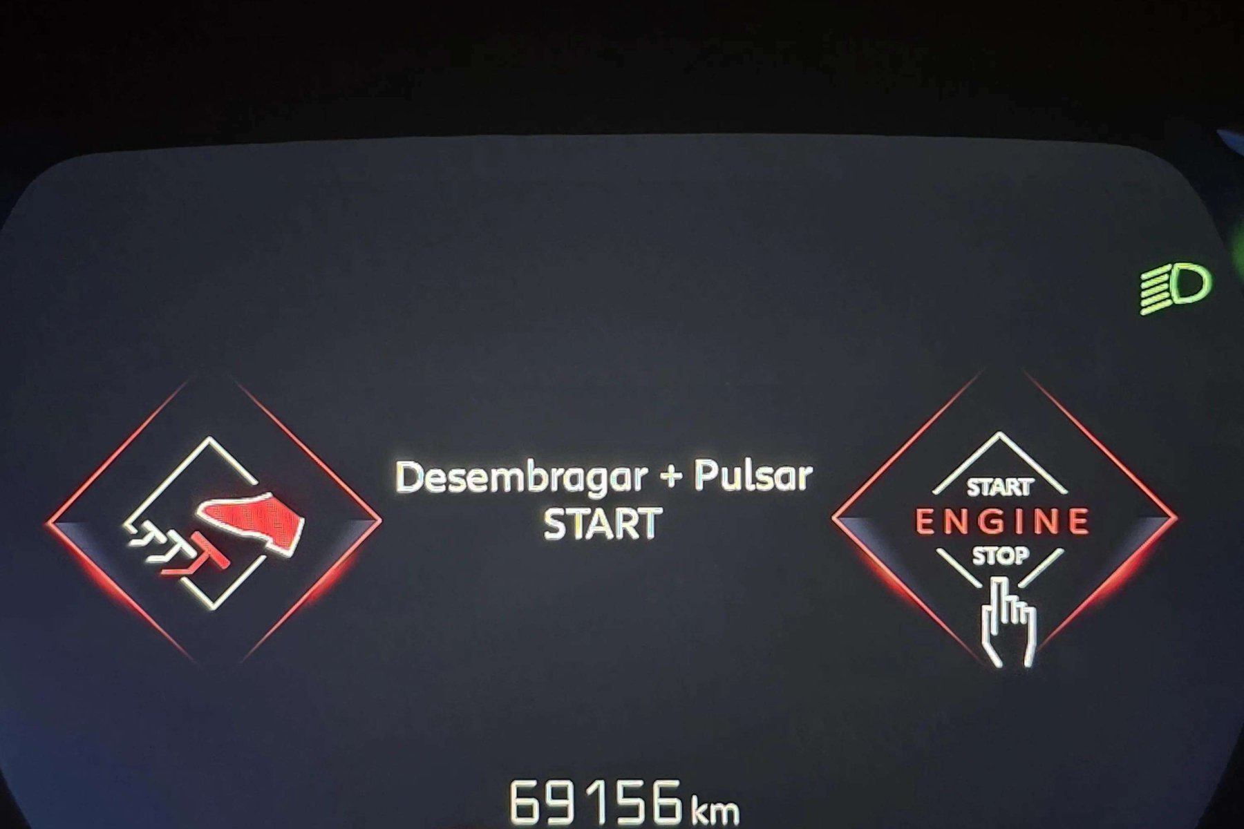DS DS 3 CROSSBACK 1.2i 100cv. PERFORMANCE LINE 25