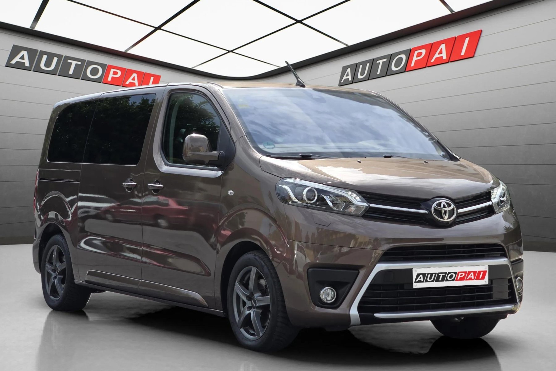 TOYOTA PROACE VERSO L1 VIP 2.0d 180cv. automático 2