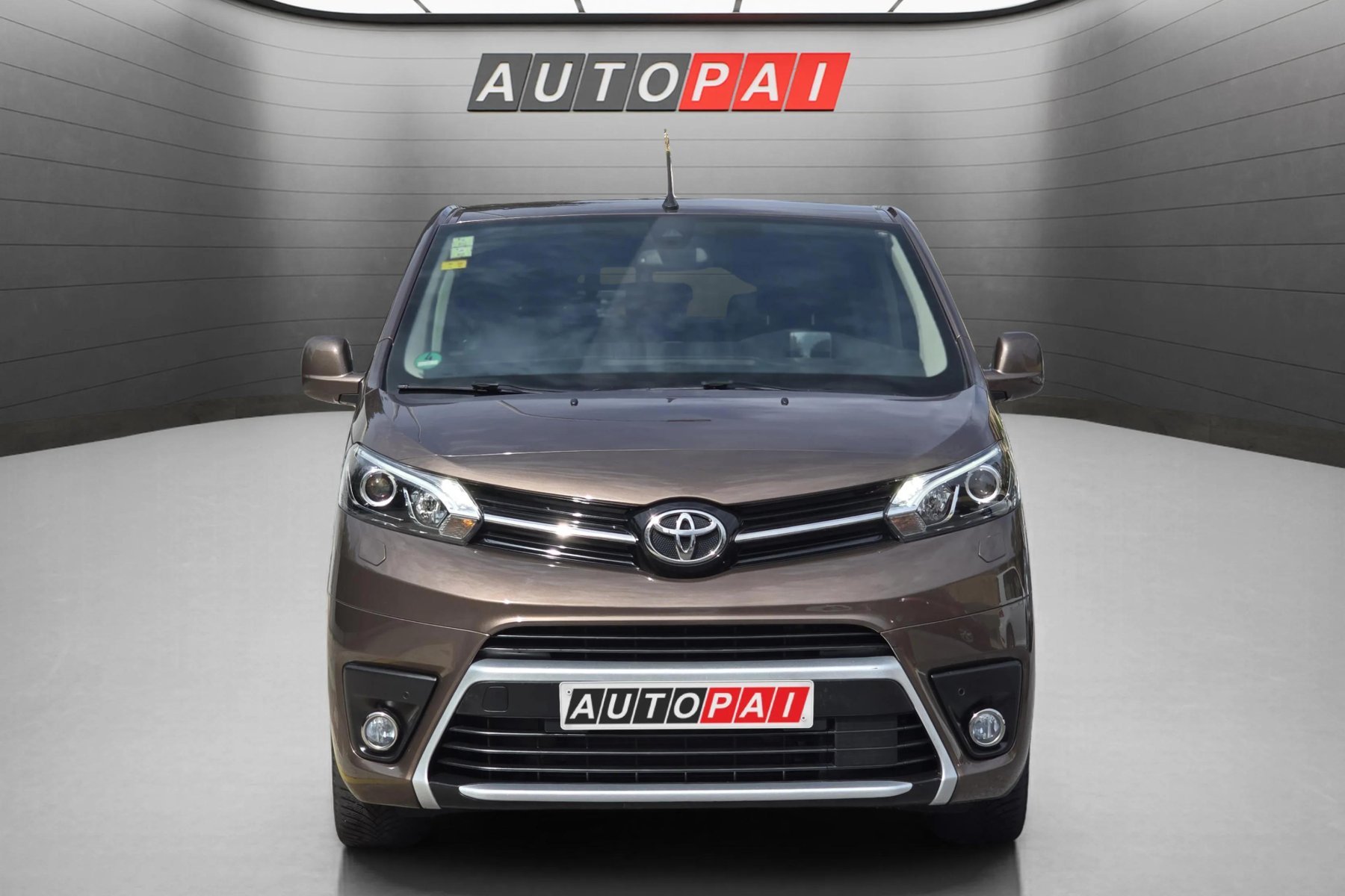 TOYOTA PROACE VERSO L1 VIP 2.0d 180cv. automático 3