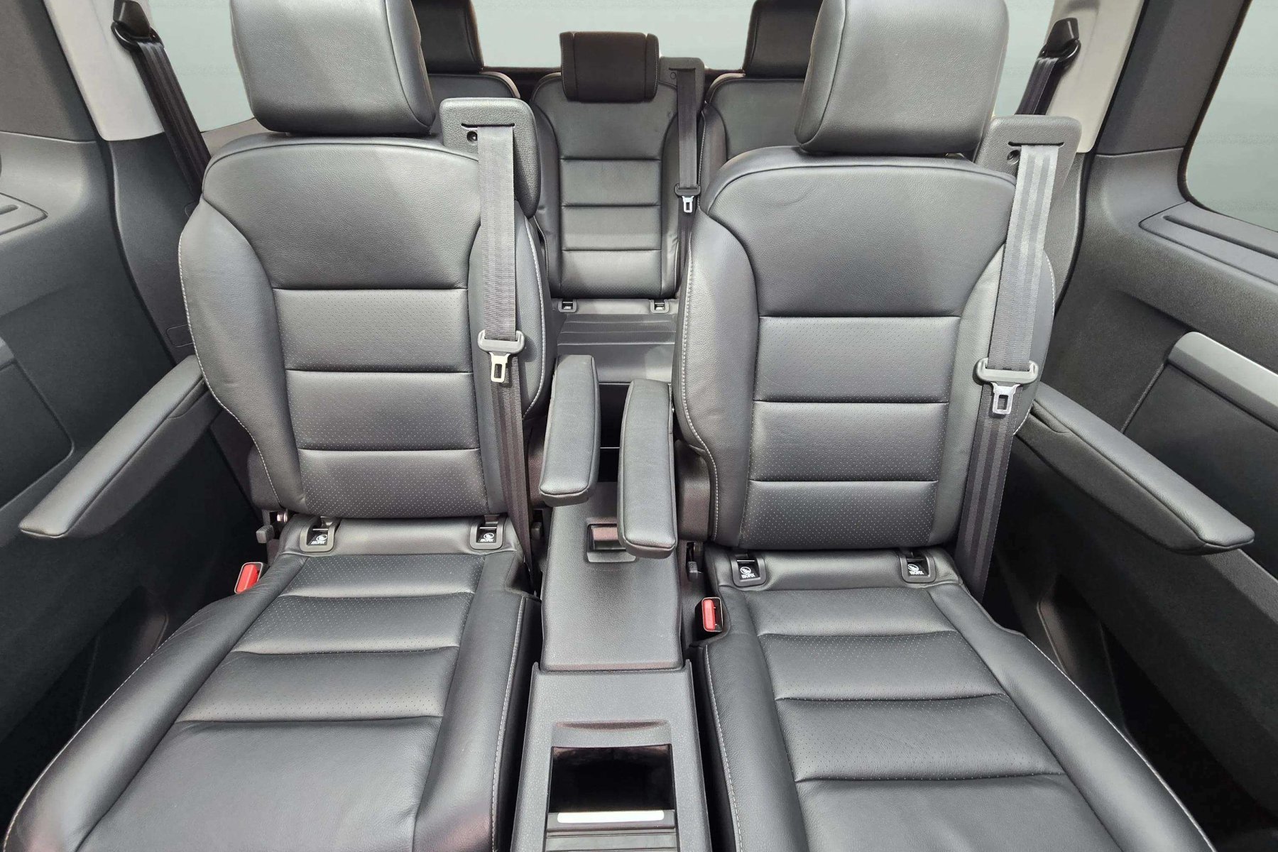 TOYOTA PROACE VERSO L1 VIP 2.0d 180cv. automático 30