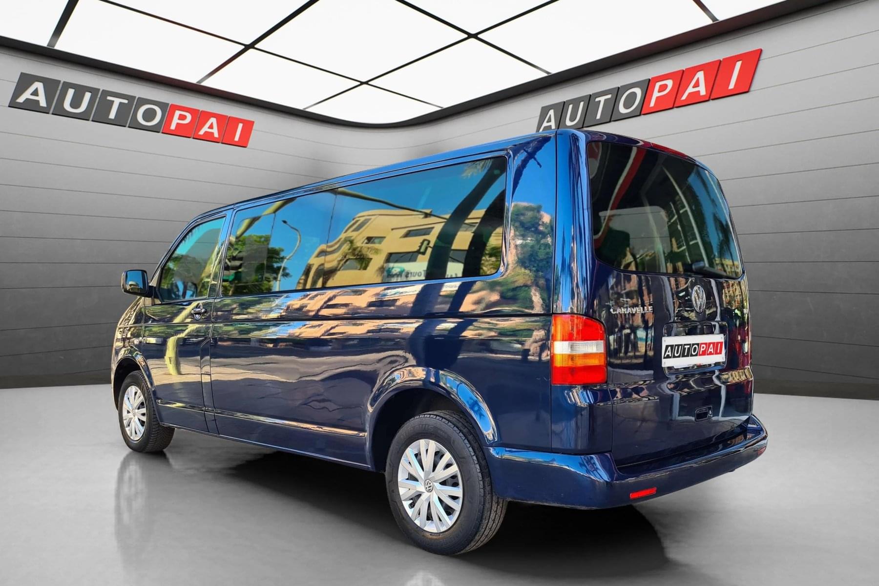 VOLKSWAGEN CARAVELLE LARGO COMBI 2.5 TDI 130cv.(TURISMO) 7