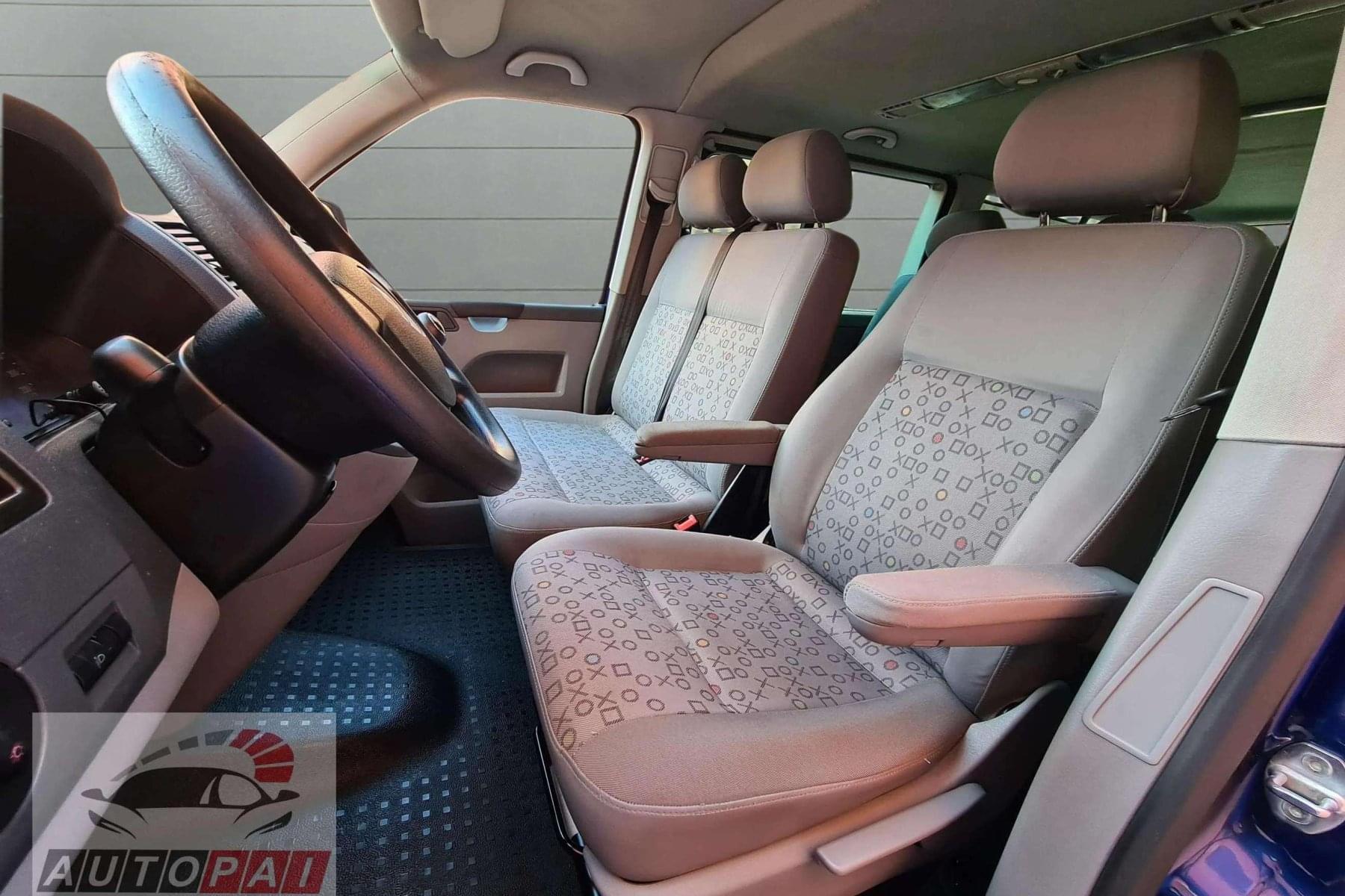 VOLKSWAGEN CARAVELLE LARGO COMBI 2.5 TDI 130cv.(TURISMO) 11