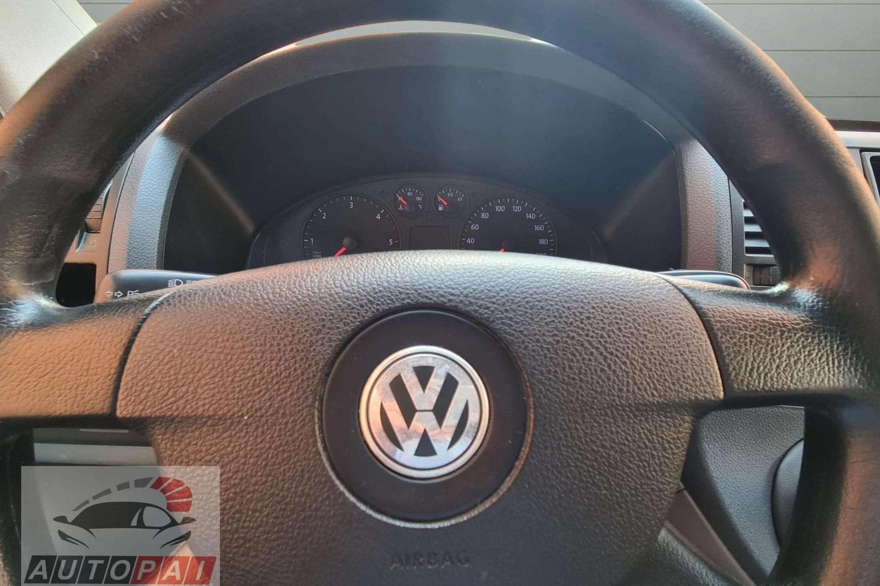 VOLKSWAGEN CARAVELLE LARGO COMBI 2.5 TDI 130cv.(TURISMO) 32