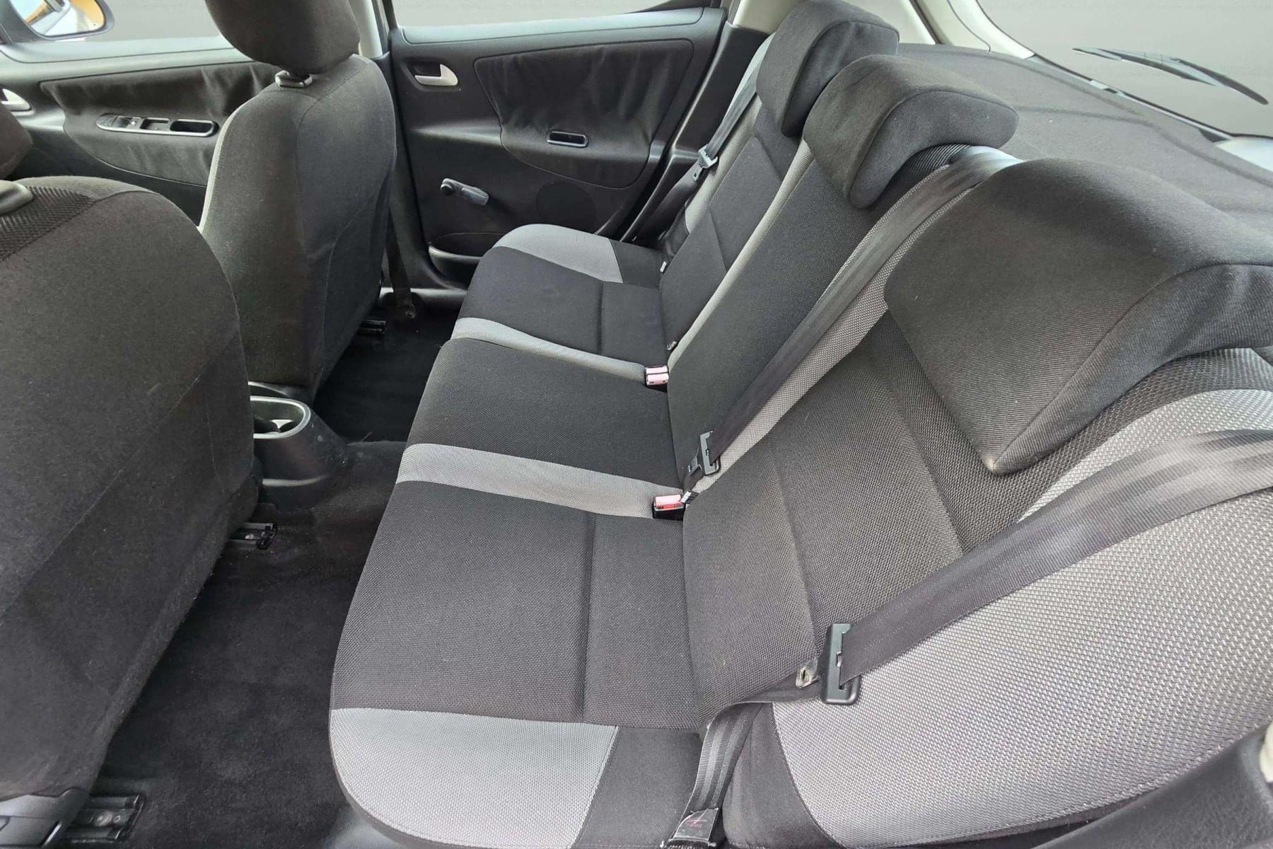 PEUGEOT 207 1.4i 75cv. 11 