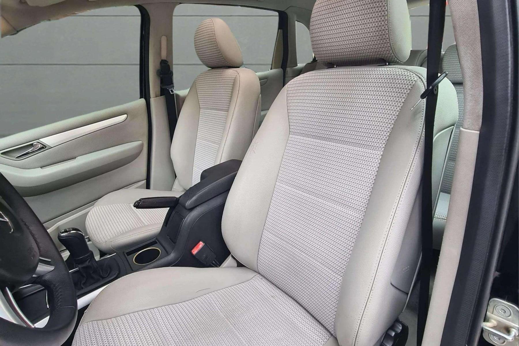 MERCEDES CLASE B B180CDI MANUAL 8 