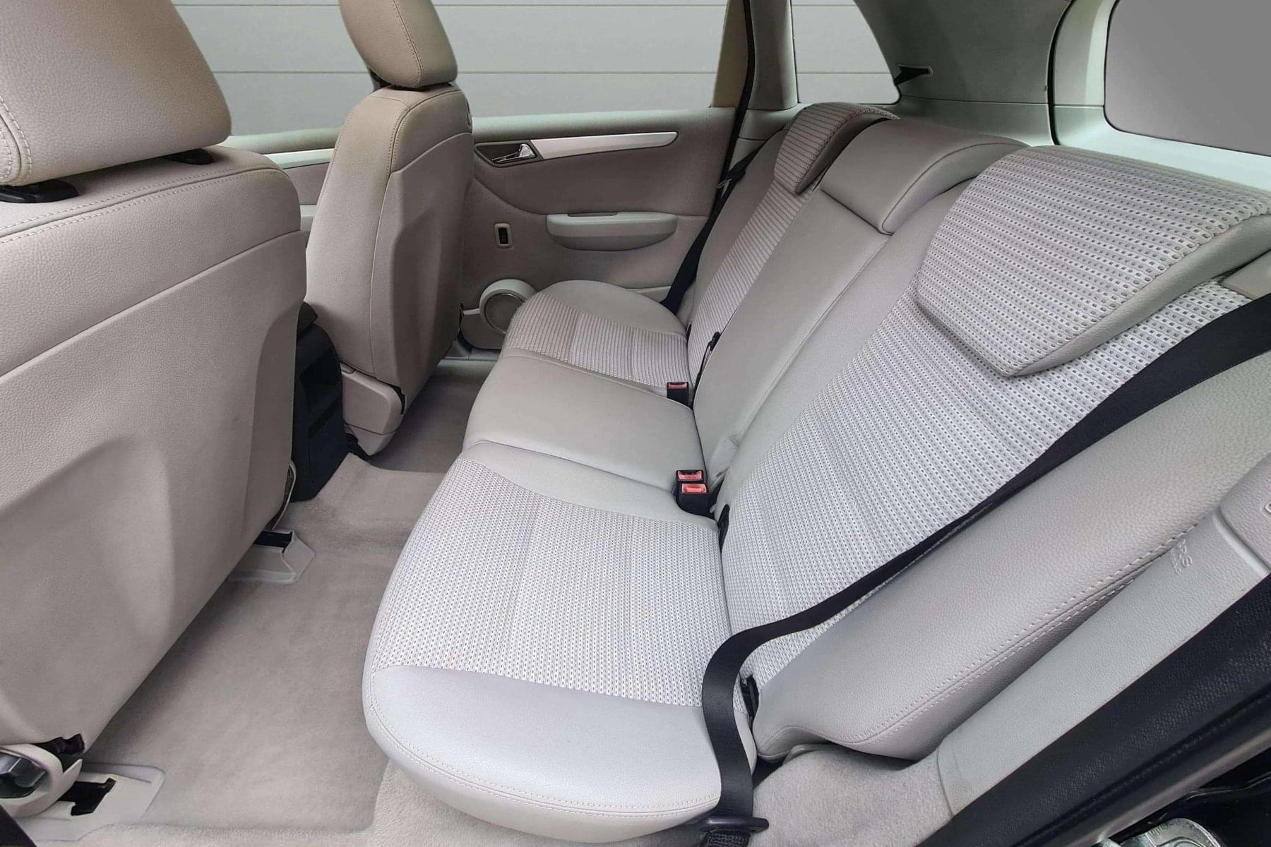 MERCEDES CLASE B B180CDI MANUAL 12 