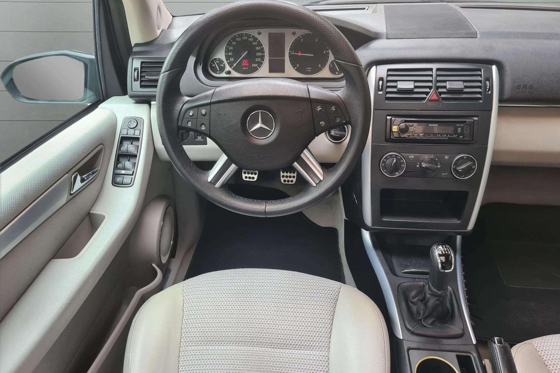 MERCEDES CLASE B B180CDI MANUAL 15 