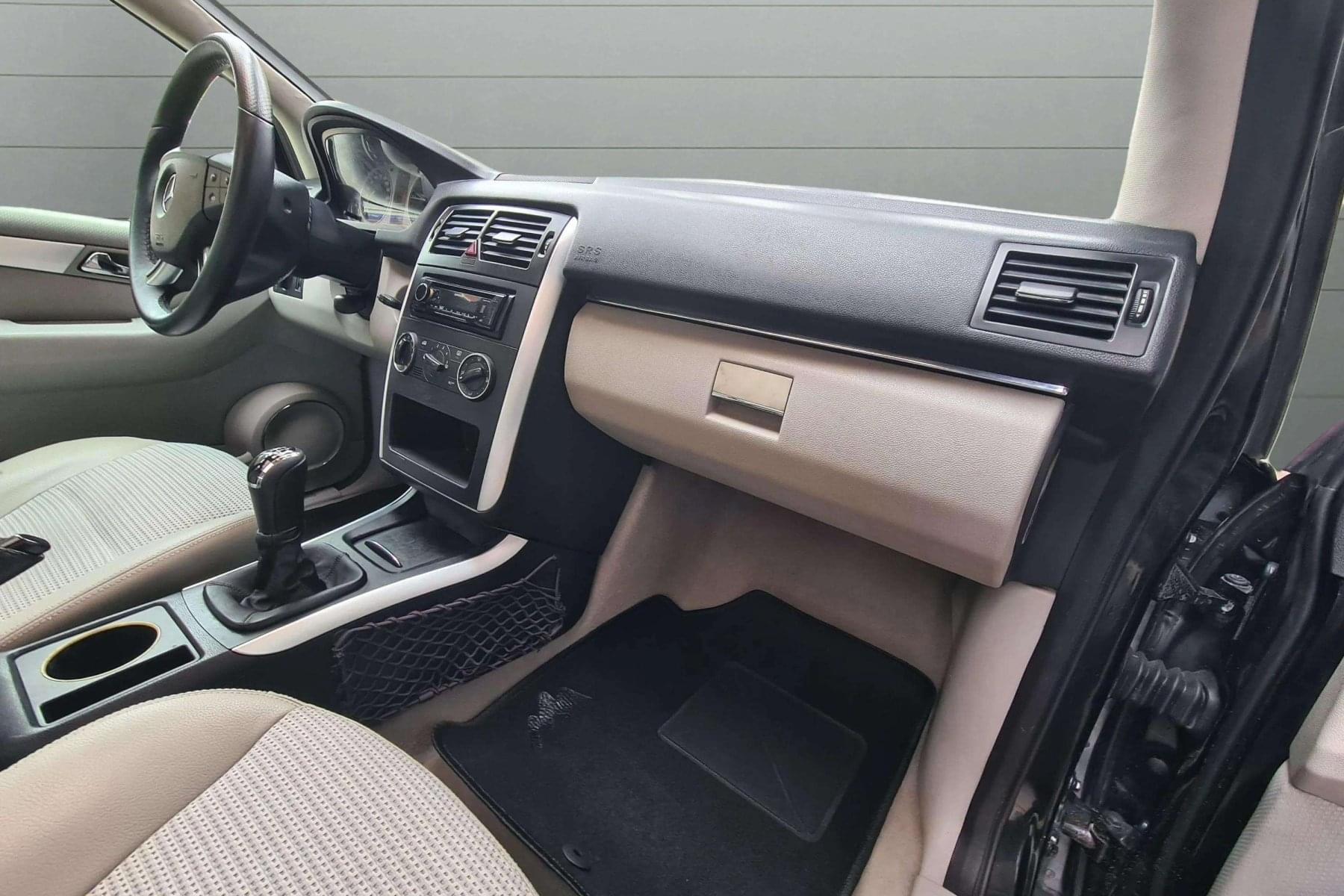 MERCEDES CLASE B B180CDI MANUAL 21 