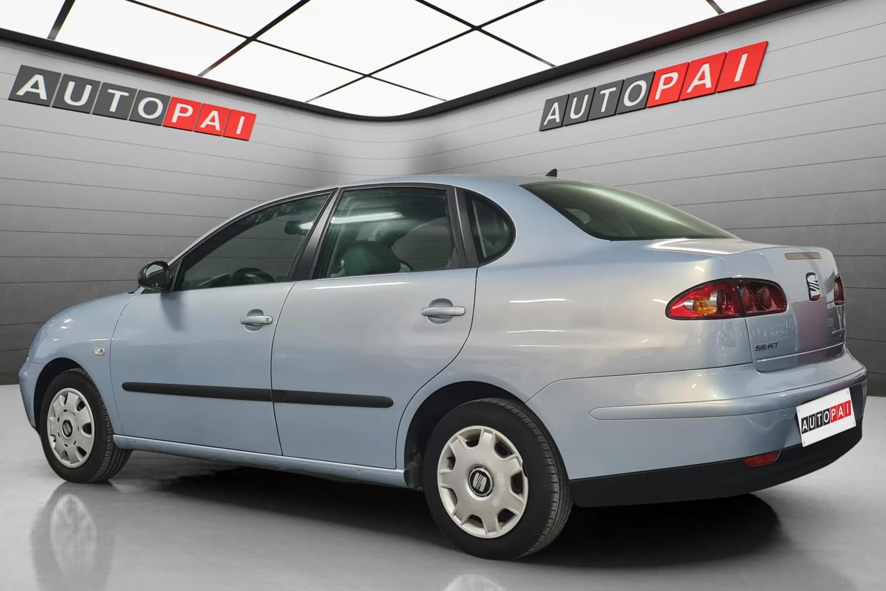 SEAT CÓRDOBA 1.4i 100cv. STELLA 2 
