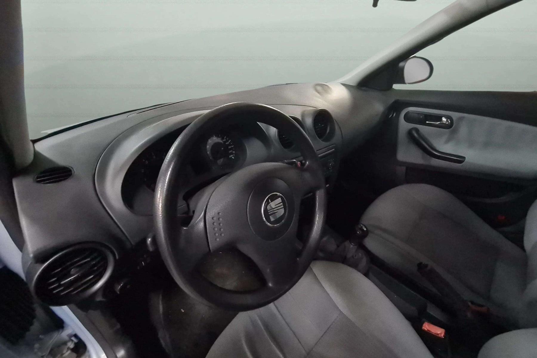 SEAT CÓRDOBA 1.4i 100cv. STELLA 8 