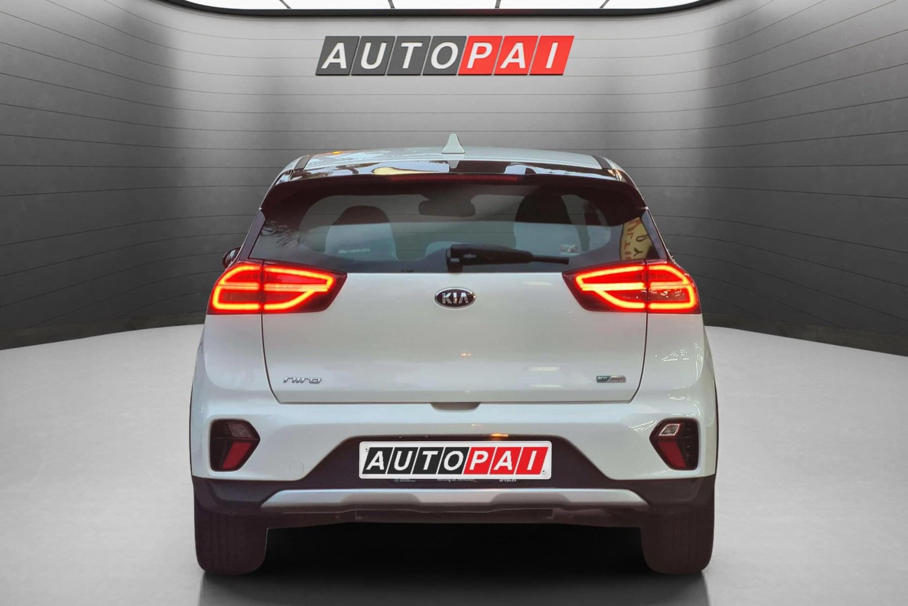 KIA NIRO PLUG-IN HYBRID 1.6 7 