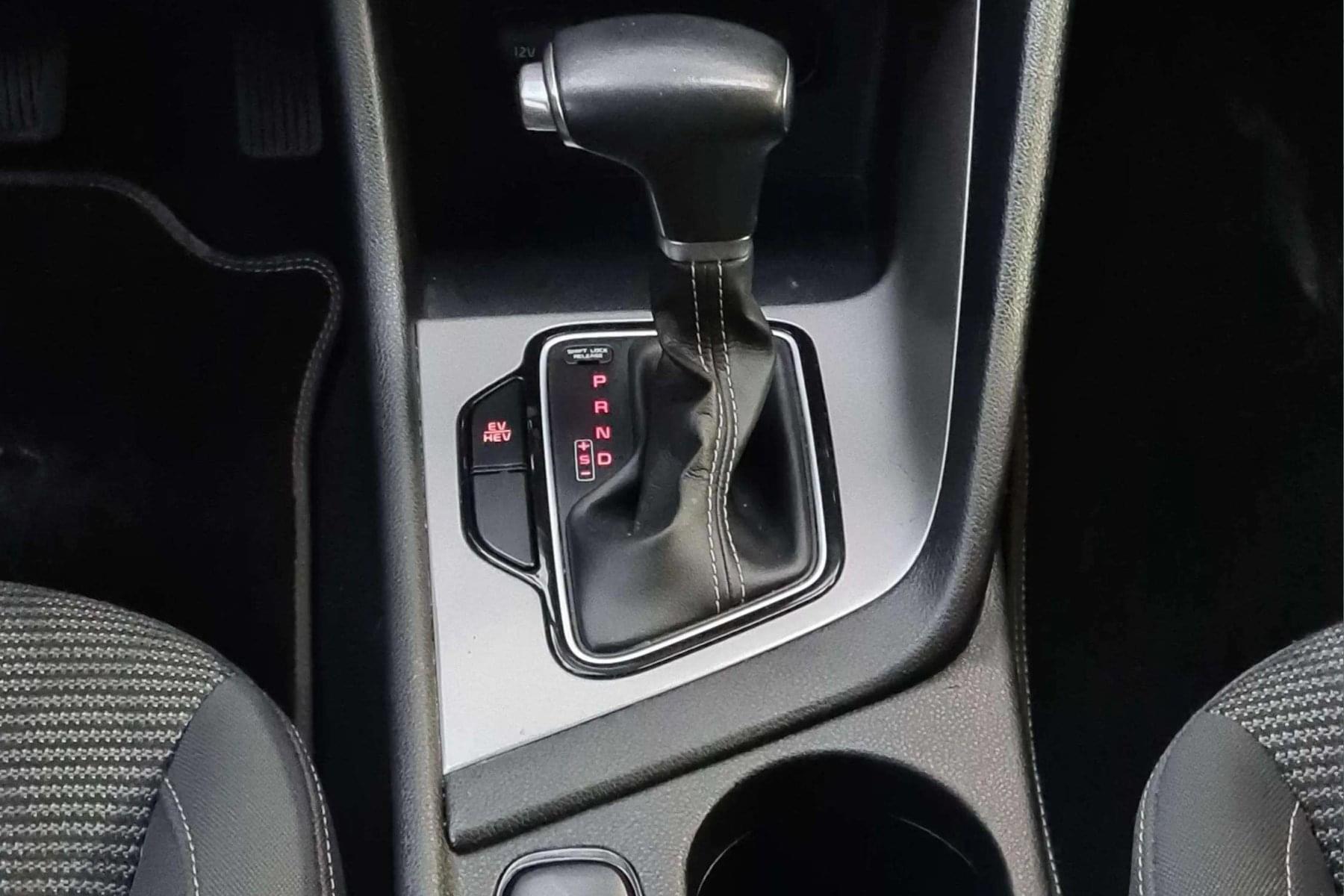 KIA NIRO PLUG-IN HYBRID 1.6 18 