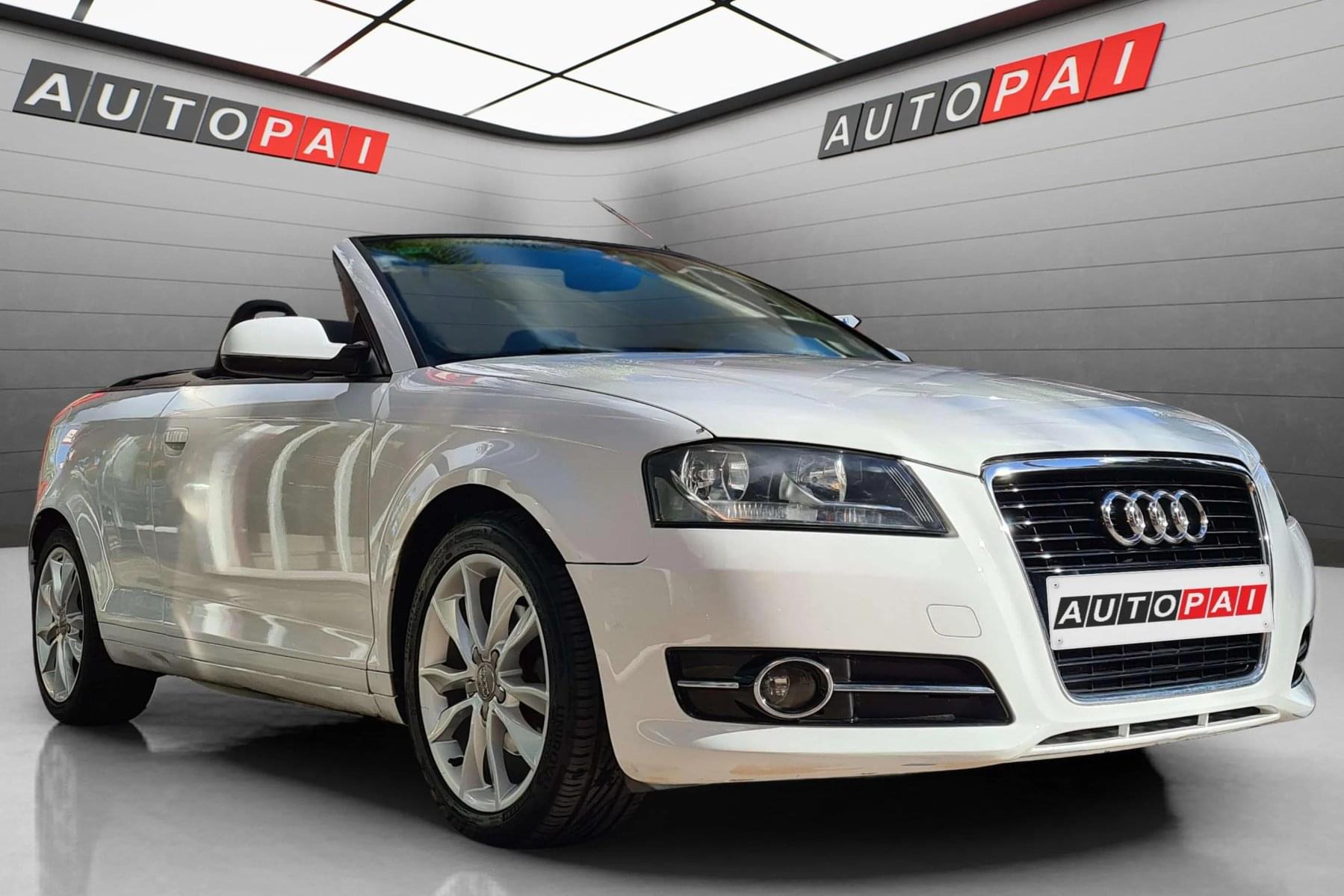 AUDI A3 CABRIO 1.6 TDI 105cv. AMBITION 3 
