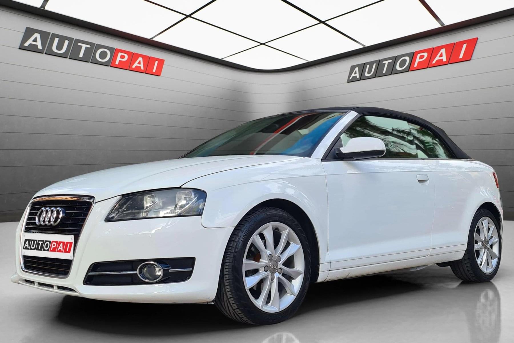 AUDI A3 CABRIO 1.6 TDI 105cv. AMBITION 19 