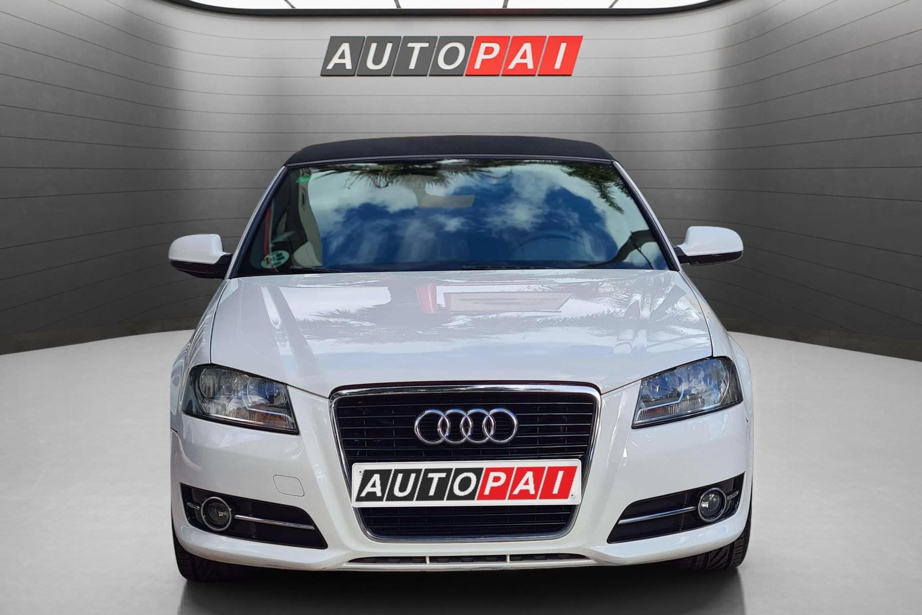 AUDI A3 CABRIO 1.6 TDI 105cv. AMBITION 20 