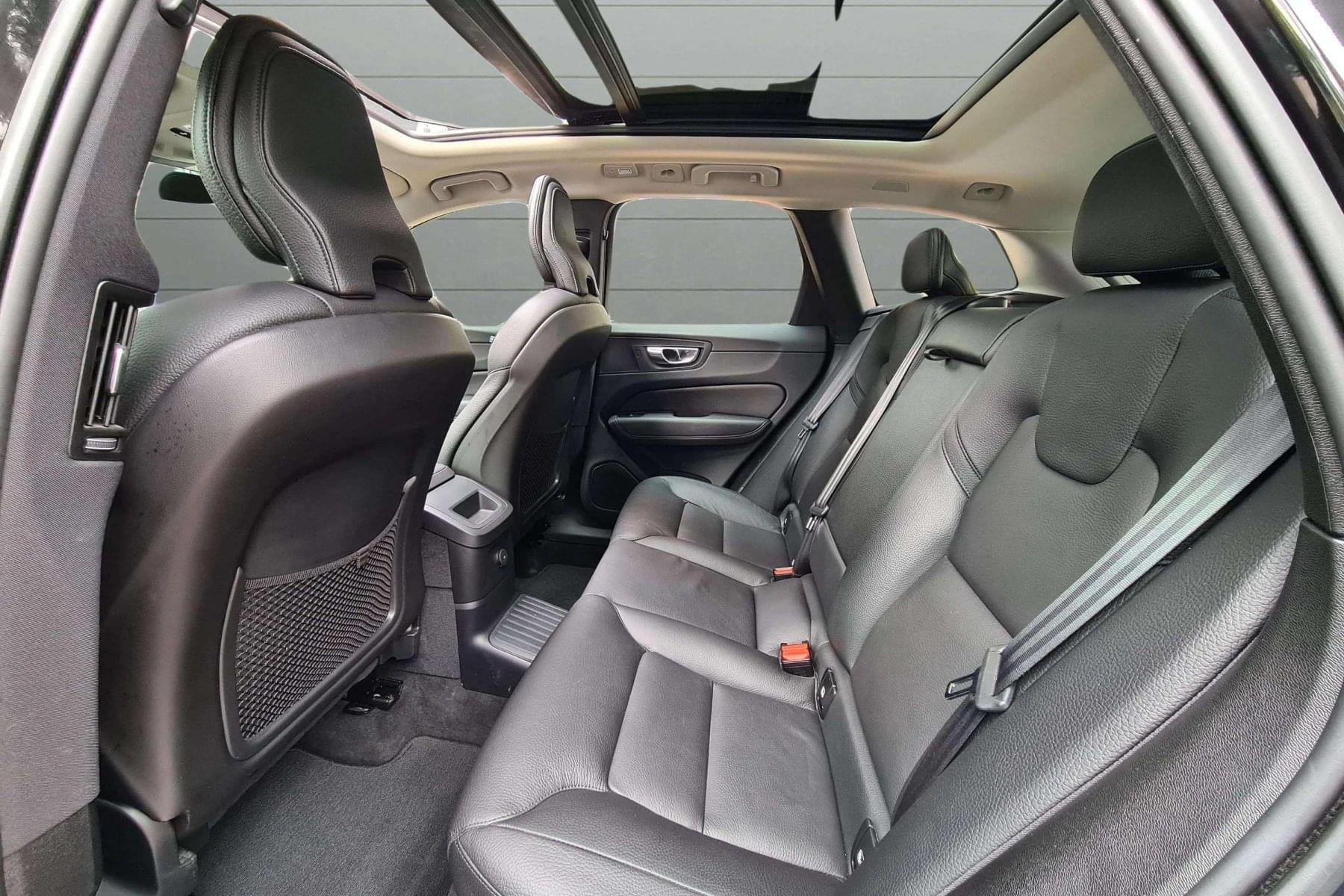 VOLVO XC60 2.0 T6 AWD RECHARGE INSCRIPTION AUT. 14 