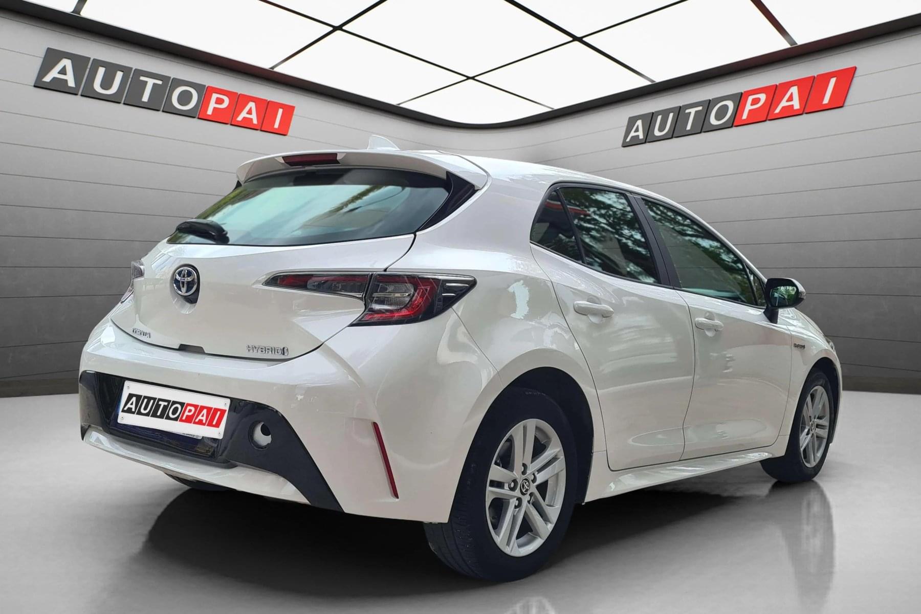 TOYOTA COROLLA 1.8 125h ECVT BUSINESS HÍBRIDO AUTOM. 4 