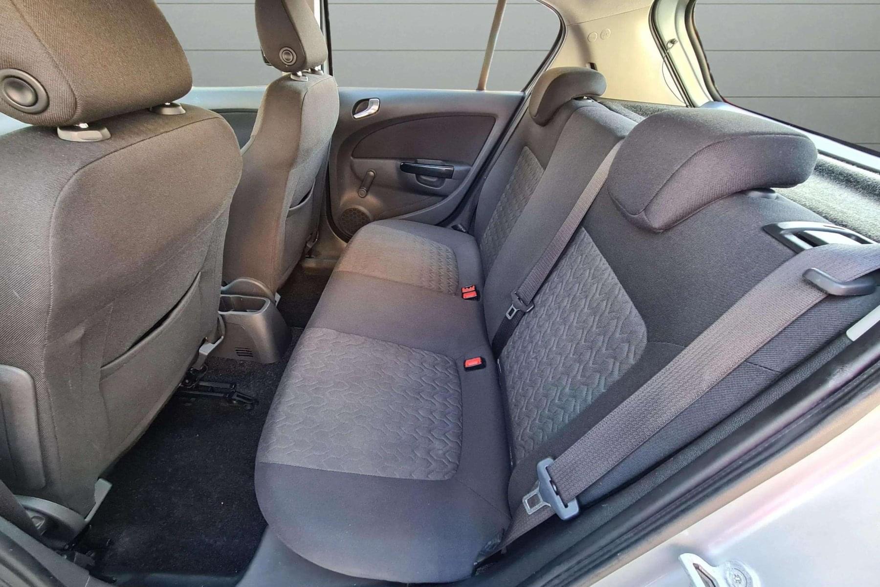 OPEL CORSA 1.4i 100cv. 12