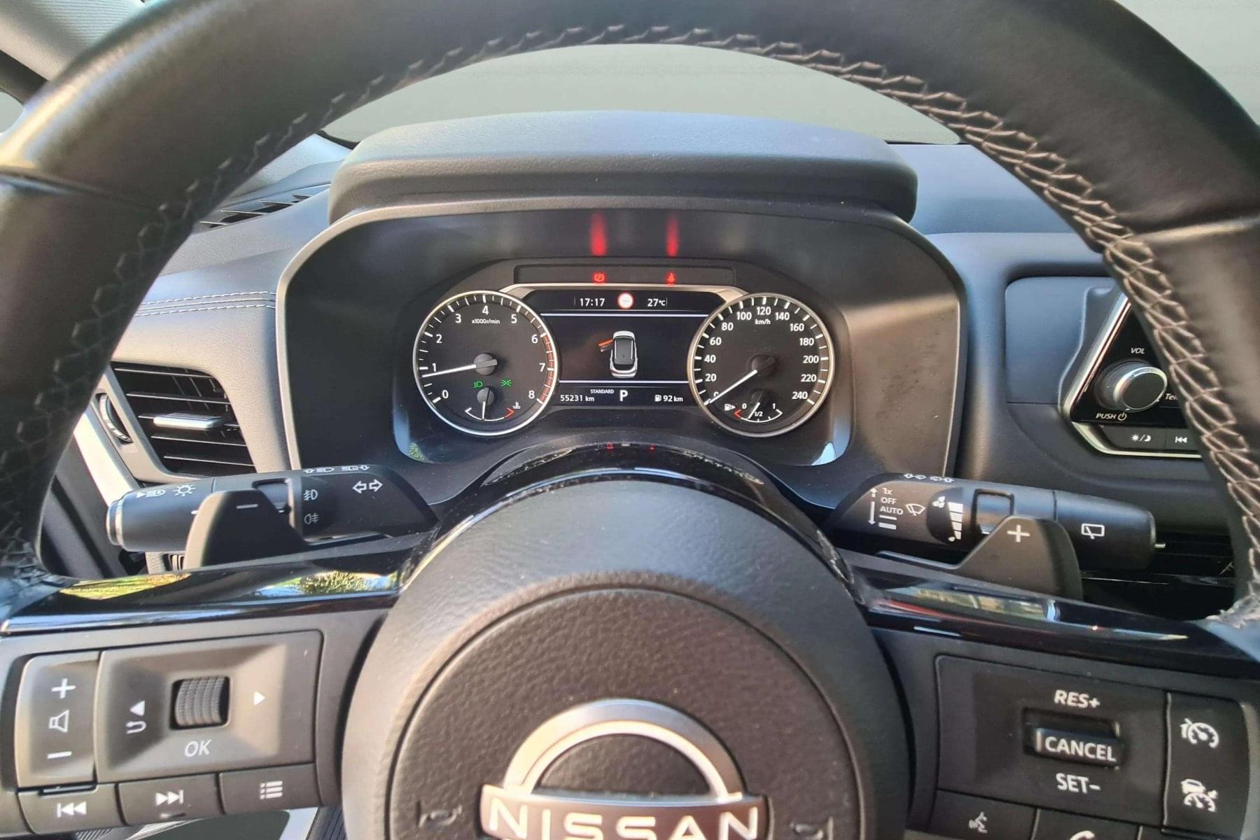 NISSAN QASHQAI MHEV XTRONIC ACENTA 13 