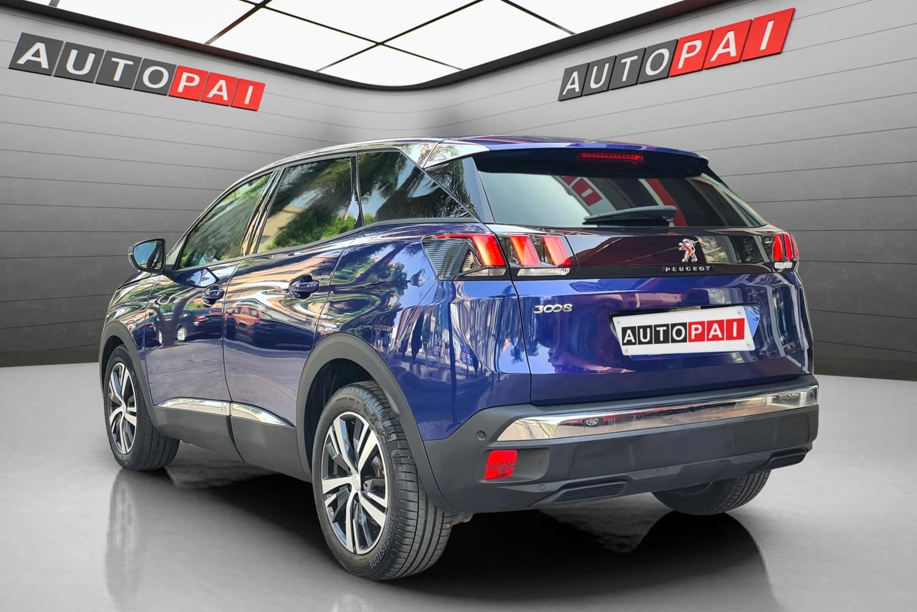 PEUGEOT 3008 ALLURE 1.5 BLUEHDI EAT8 130 6 