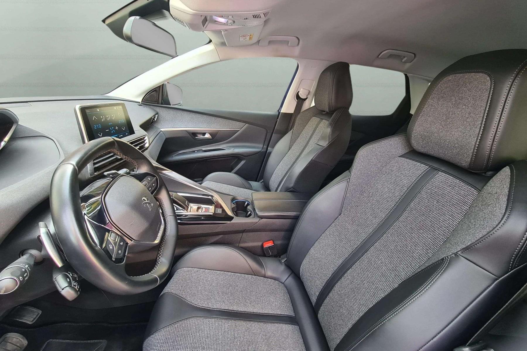 PEUGEOT 3008 ALLURE 1.5 BLUEHDI EAT8 130 7 