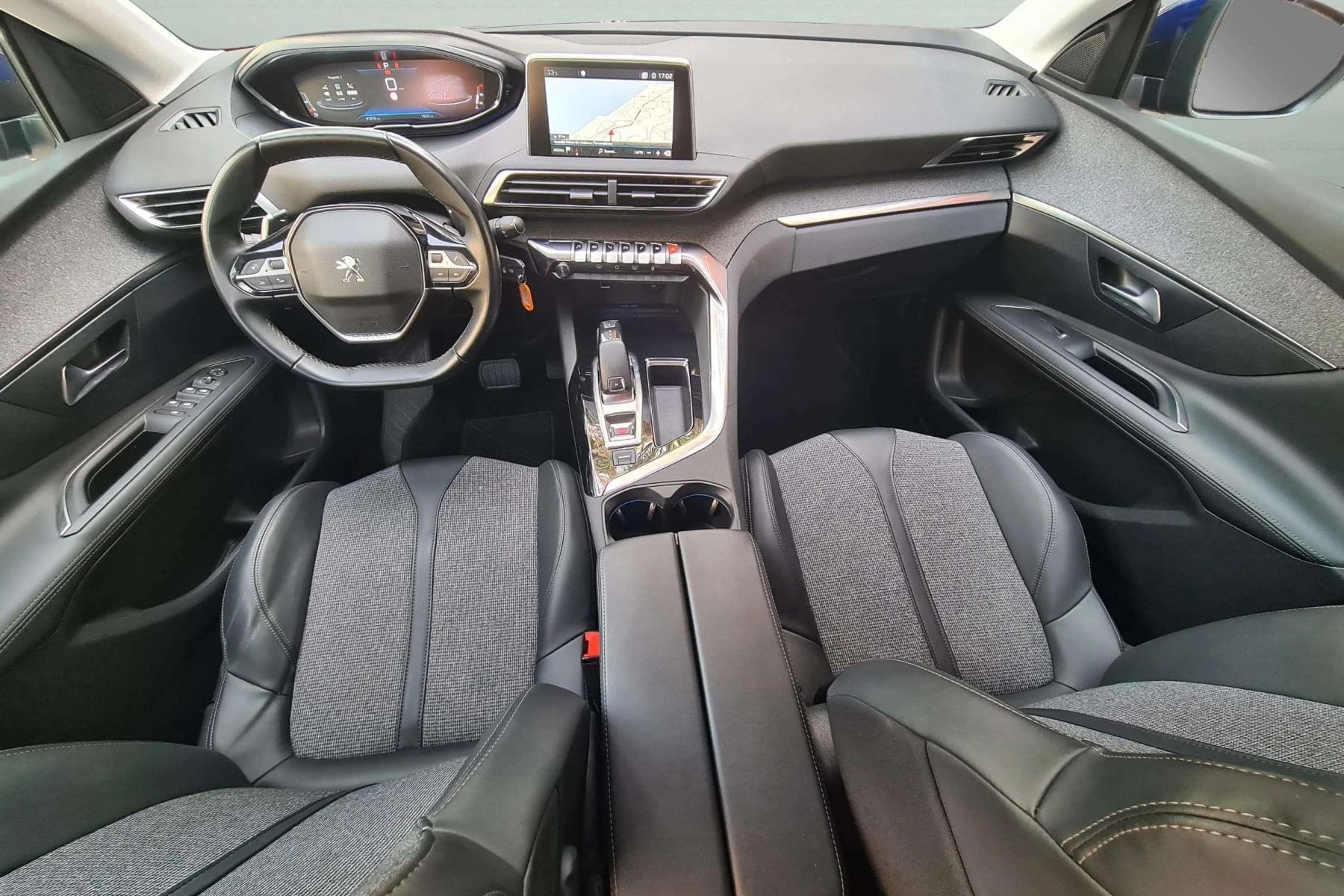 PEUGEOT 3008 ALLURE 1.5 BLUEHDI EAT8 130 17 