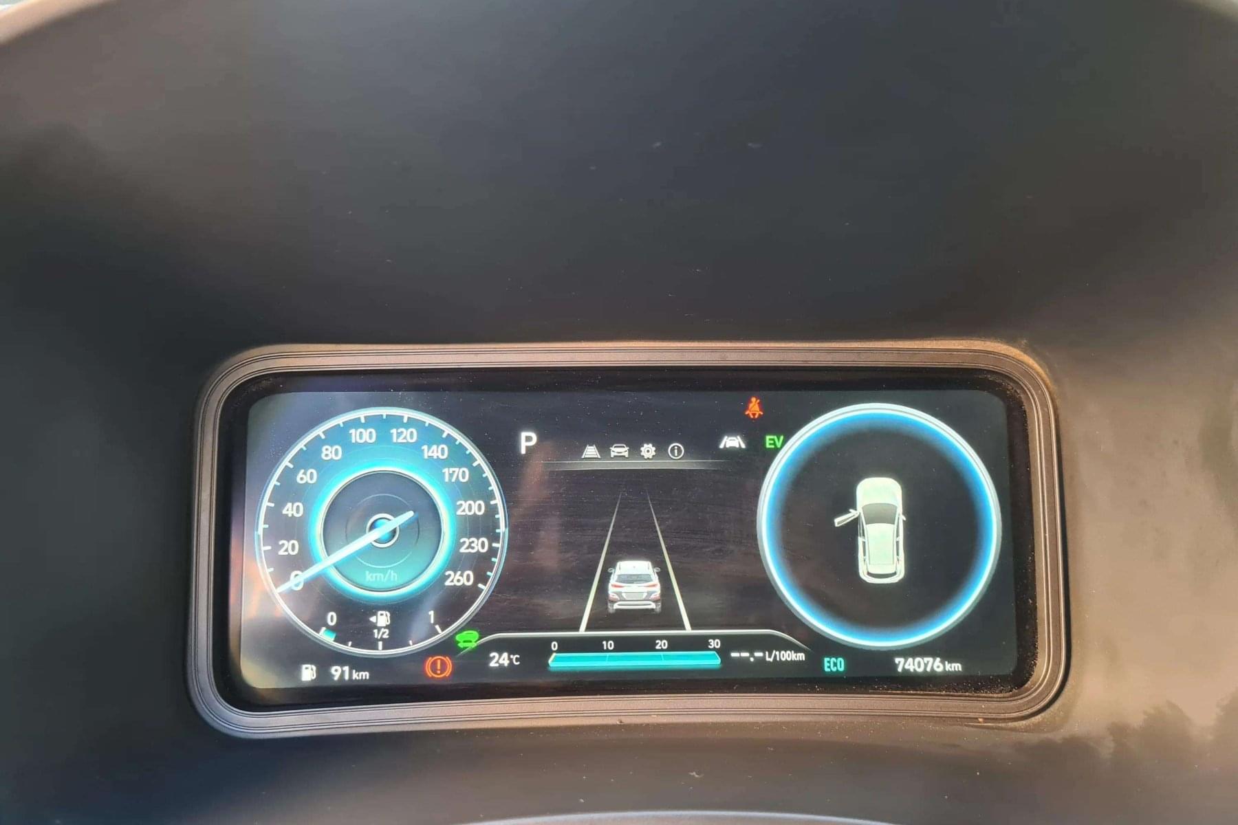 HYUNDAI KONA 1.6 GDI HEV 10