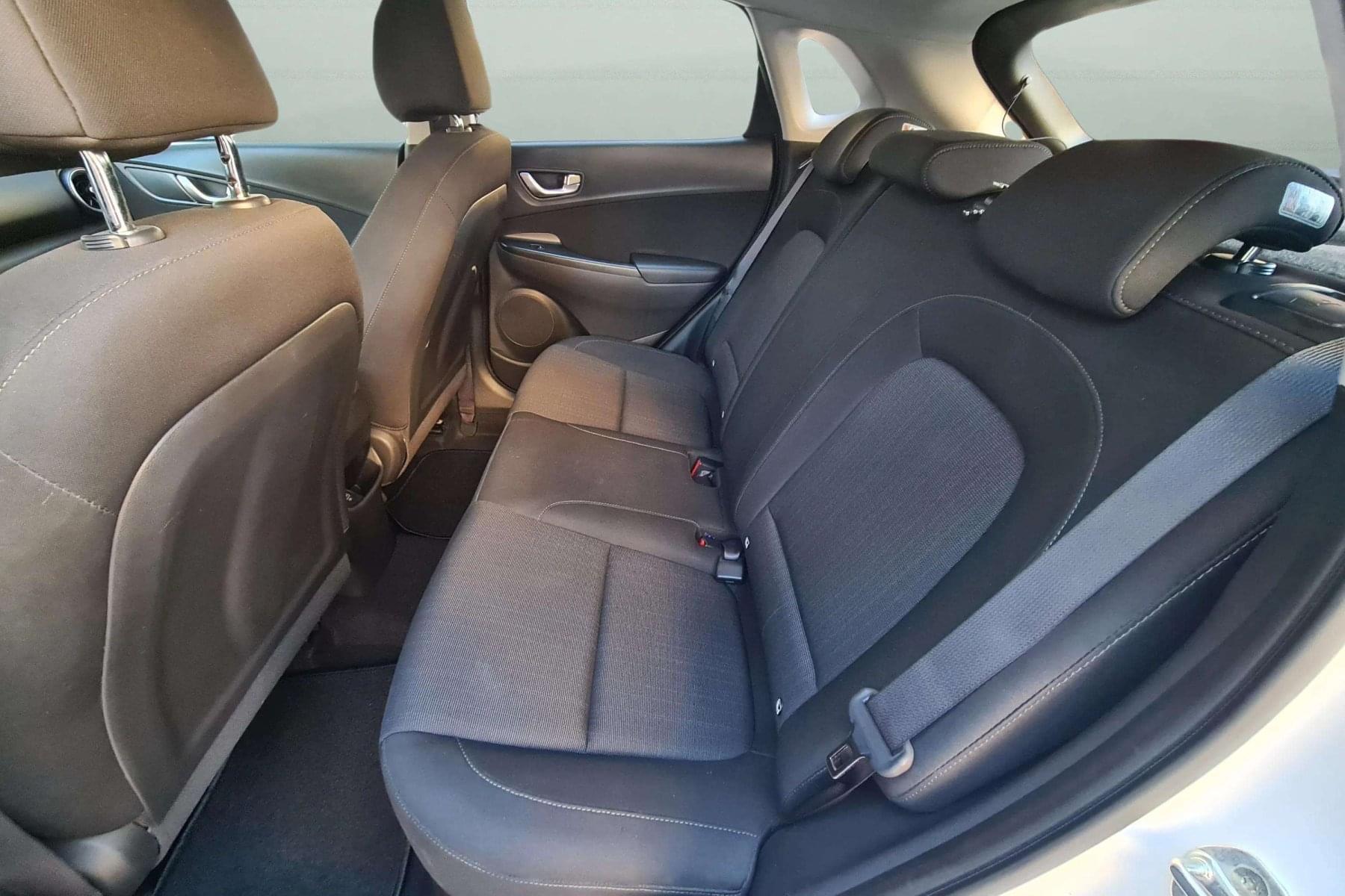 HYUNDAI KONA 1.6 GDI HEV 14