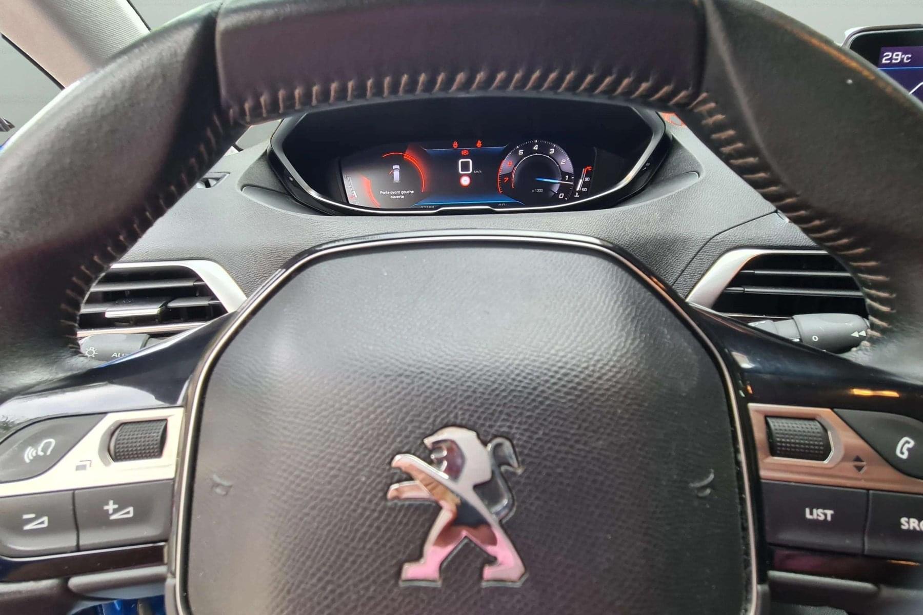 PEUGEOT 3008 AZUL ACTIVE PACK 11 