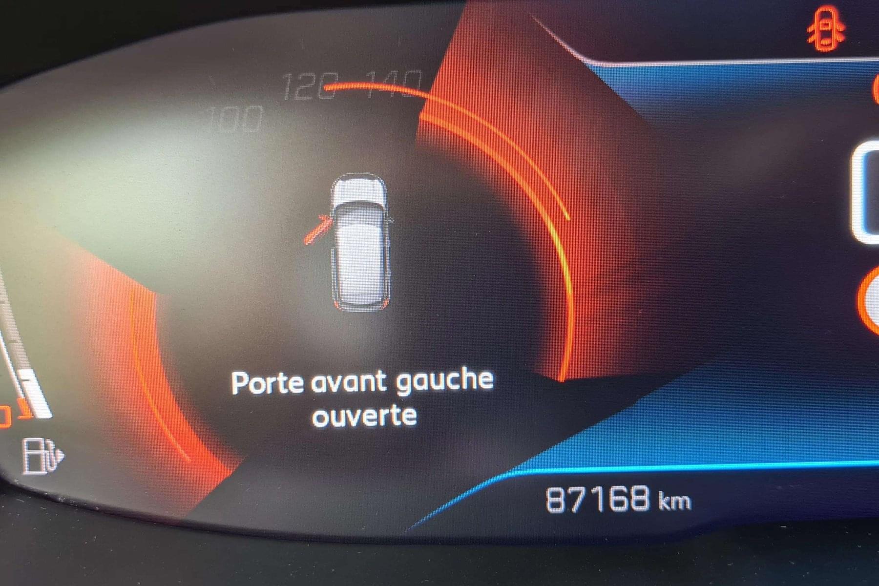 PEUGEOT 3008 AZUL ACTIVE PACK 12 