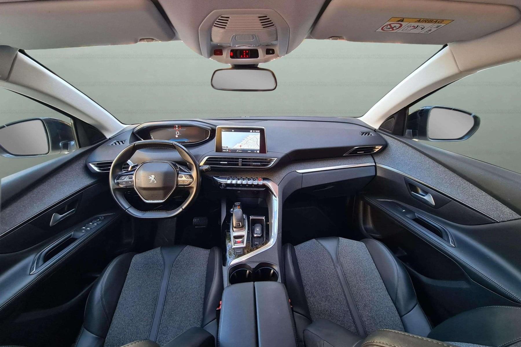 PEUGEOT 5008 AUTOMATICO 1.2 ALLURE 15 