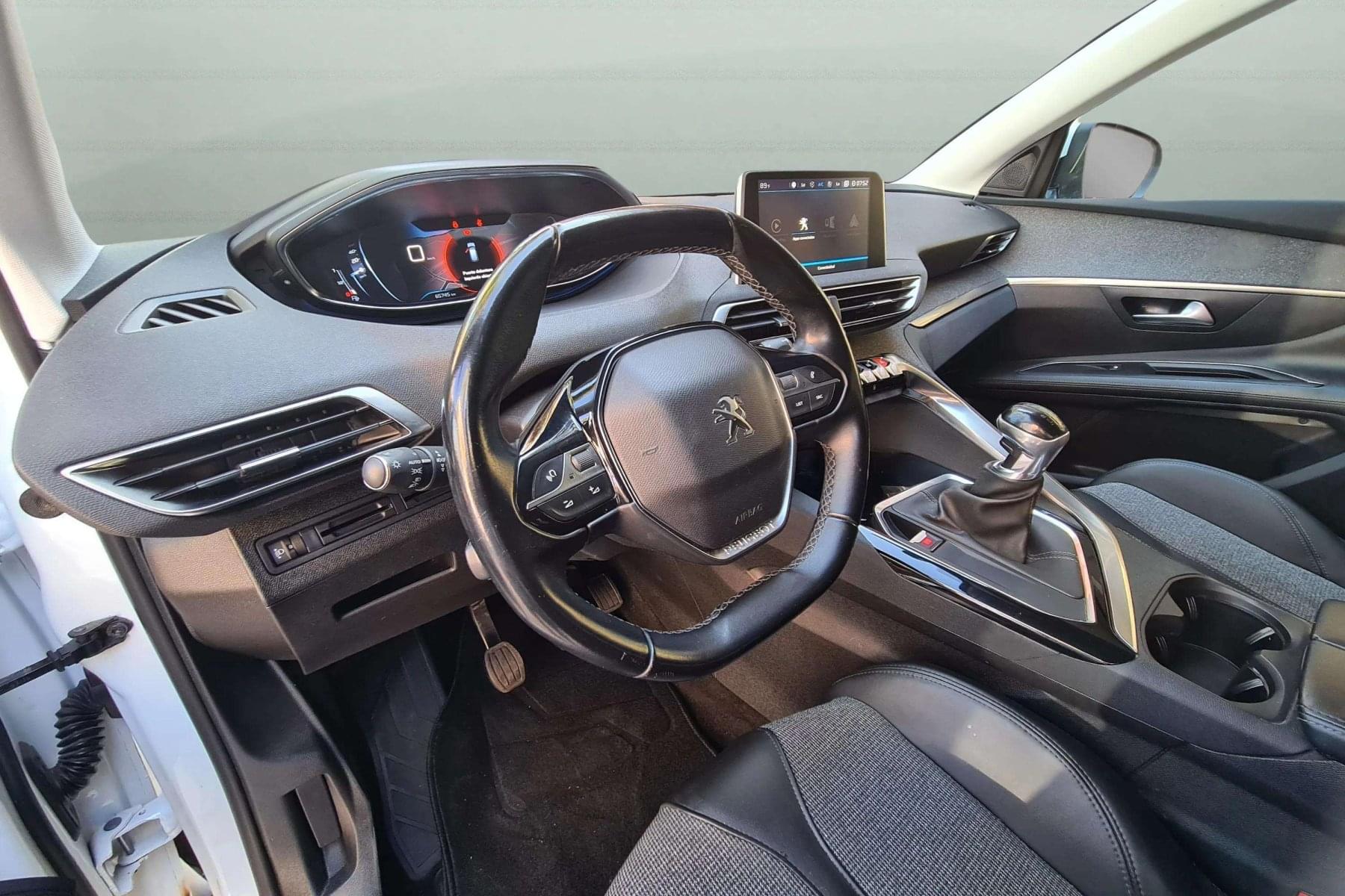 PEUGEOT 3008 ALLURE 1.2i 130CV 6 