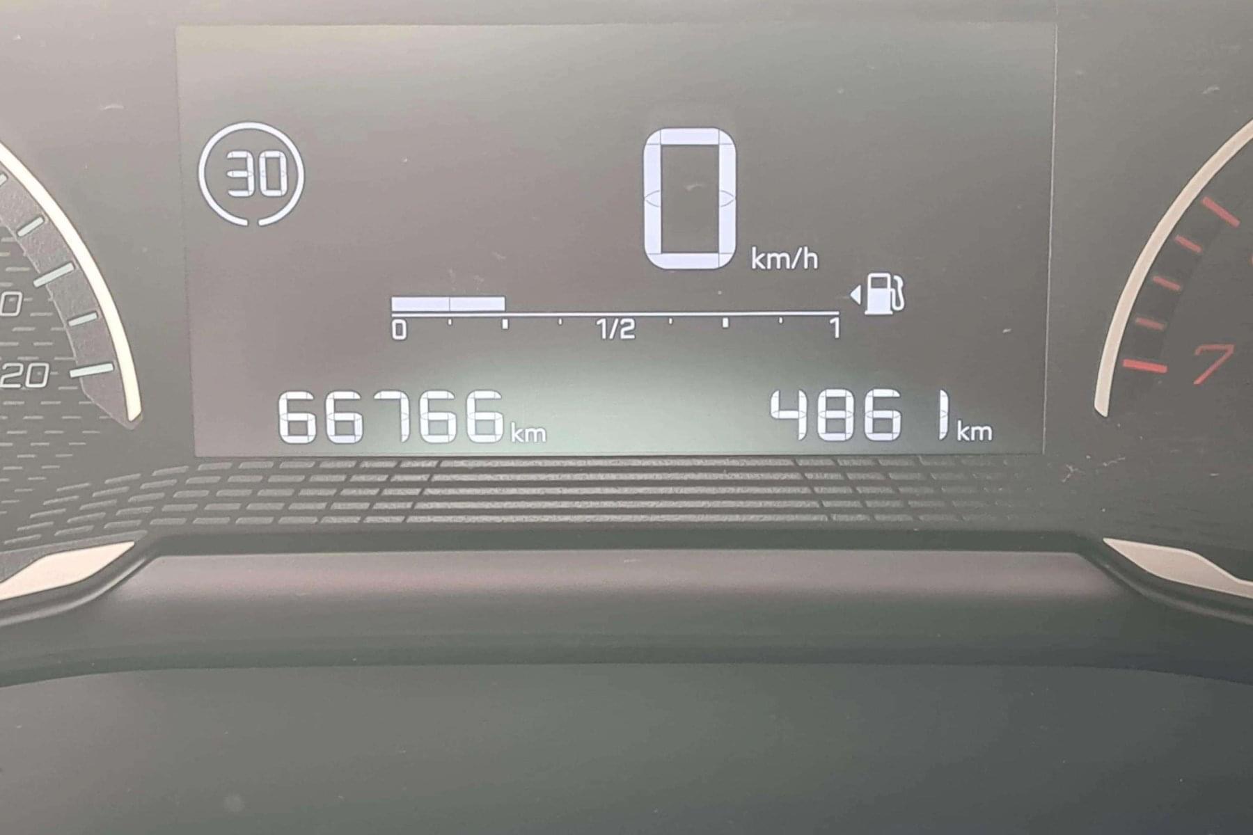 PEUGEOT 2008 1.2 100CV ACTIVE 11 