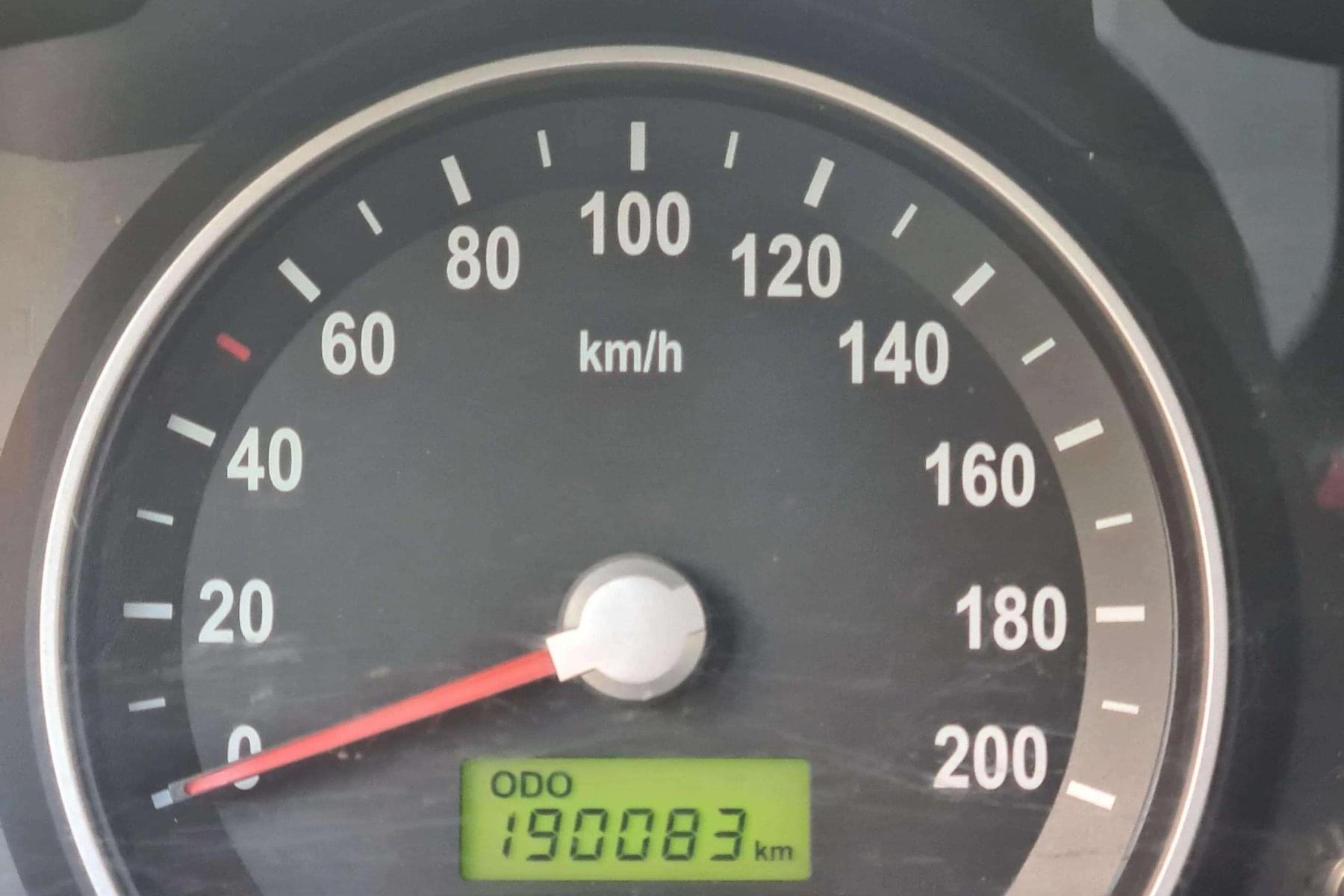 KIA CARNIVAL 10 