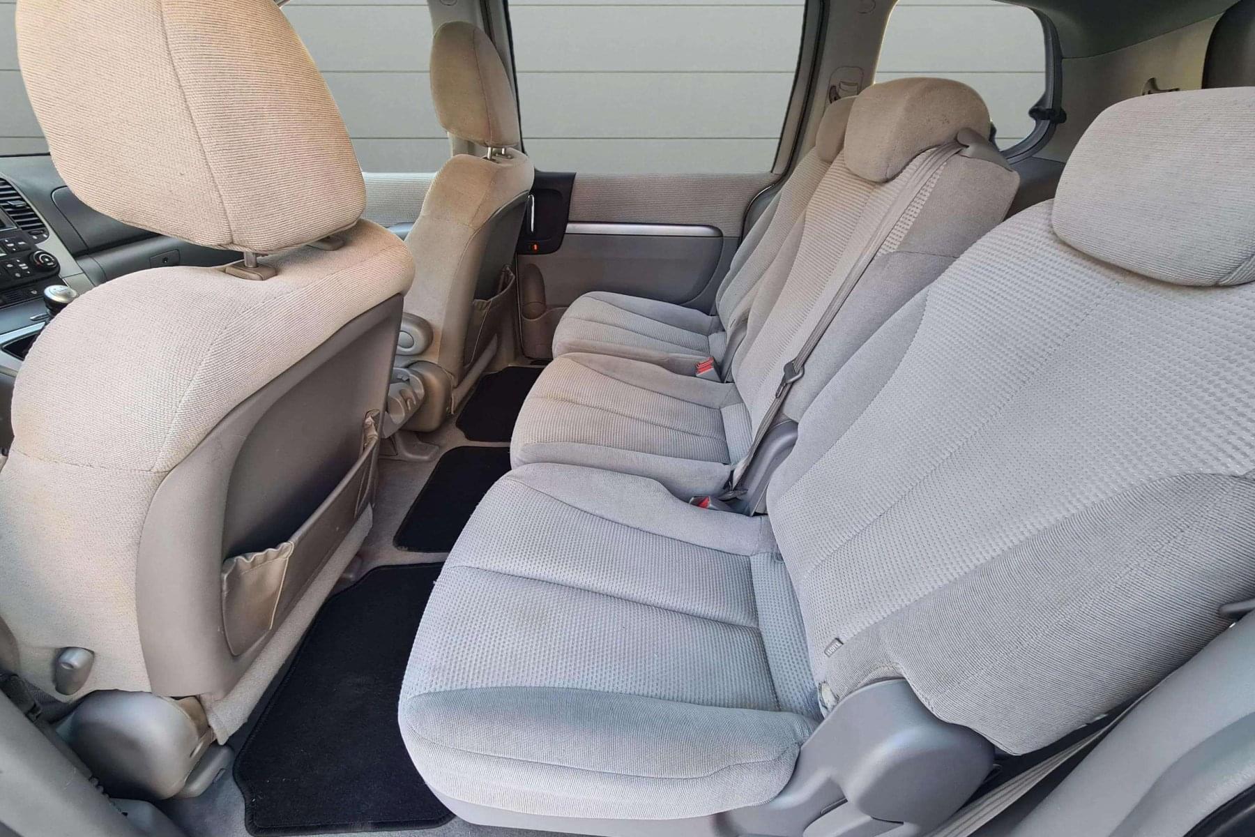 KIA CARNIVAL 13 
