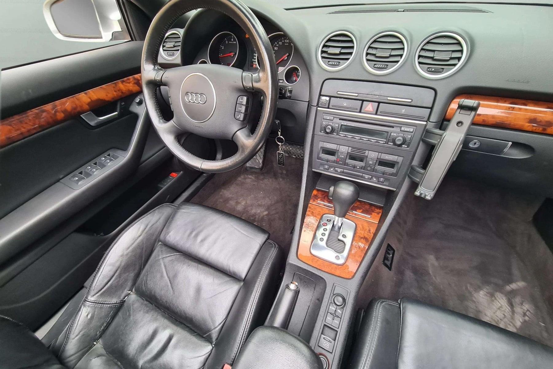 AUDI A4 CABRIO 3.0 V6 220cv. MULTITRONIC 16 