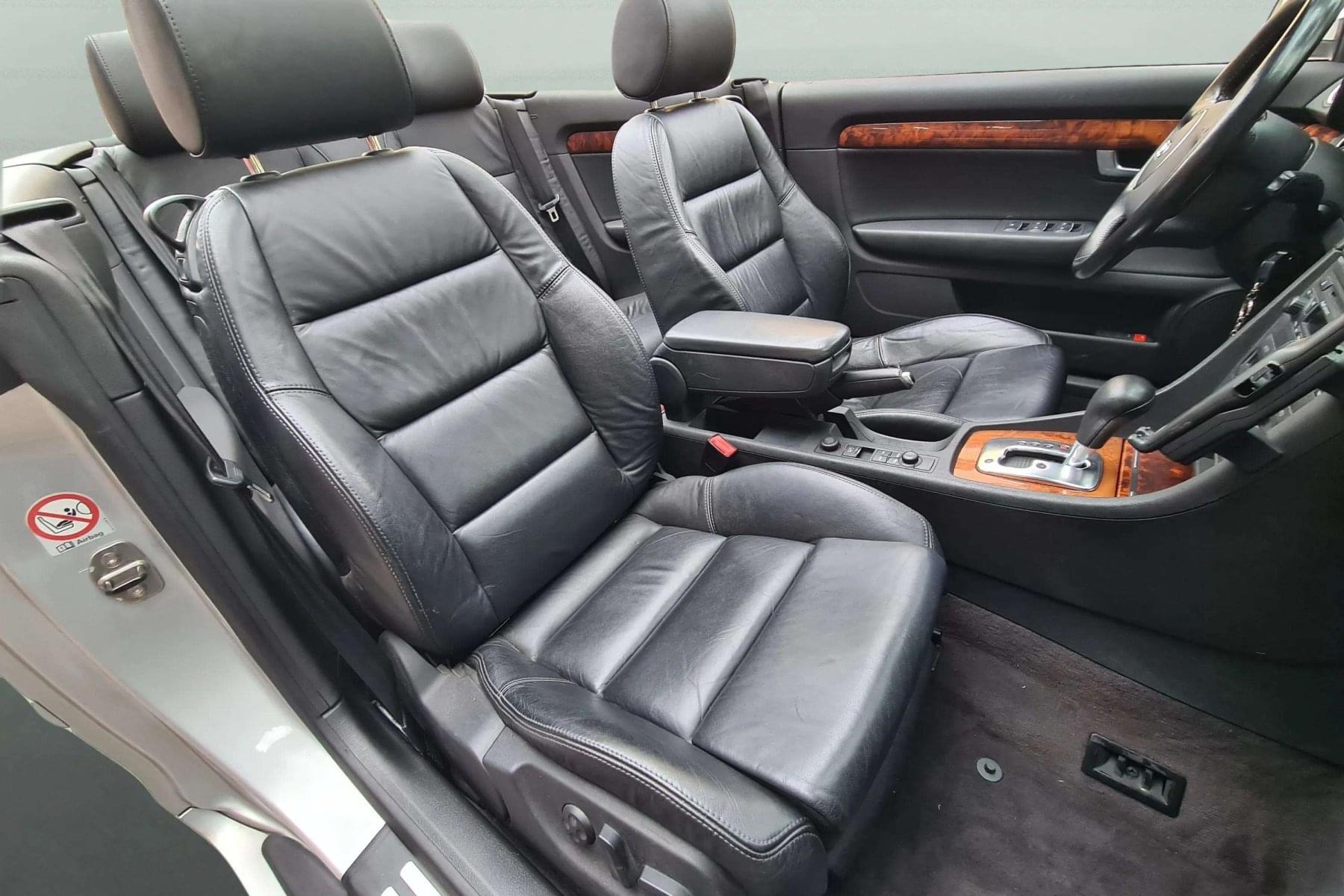 AUDI A4 CABRIO 3.0 V6 220cv. MULTITRONIC 12 
