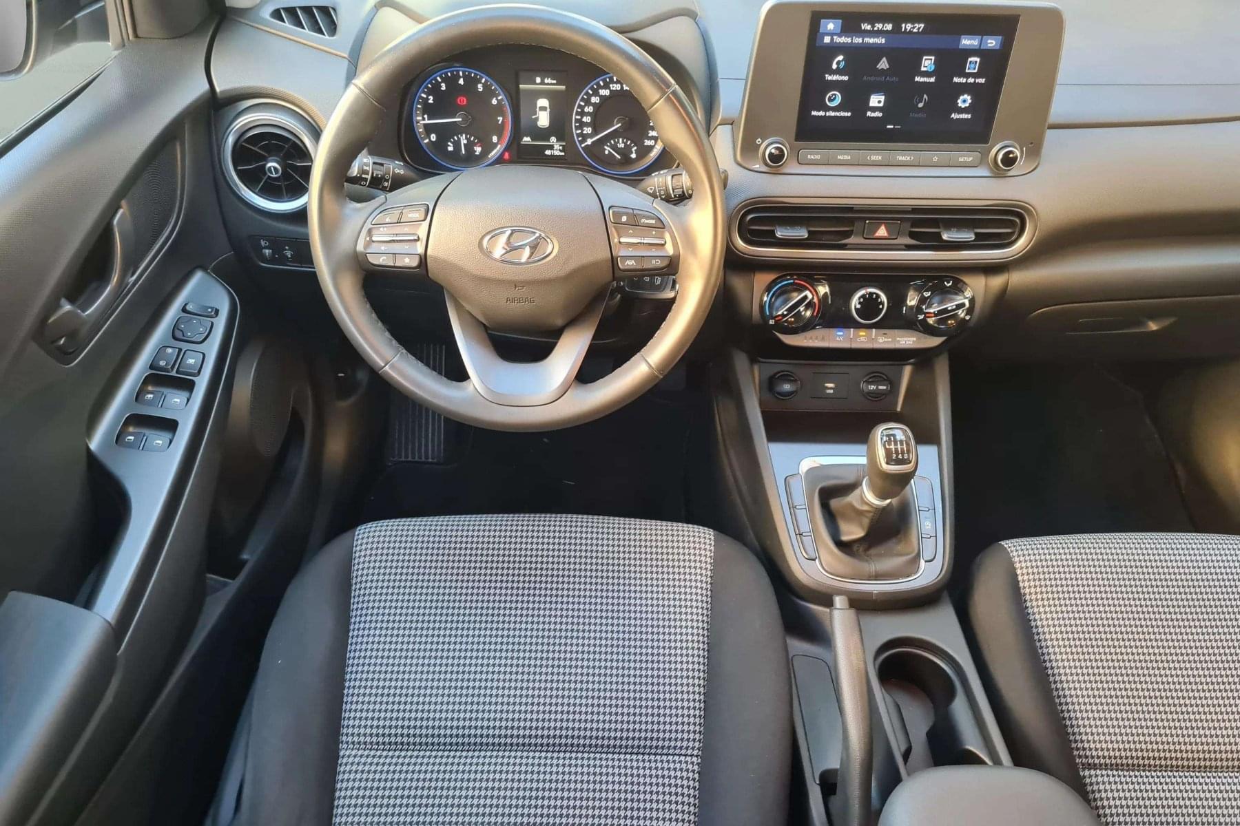 HYUNDAI KONA 1.0 TGDI 120cv. ESSENCE 15 