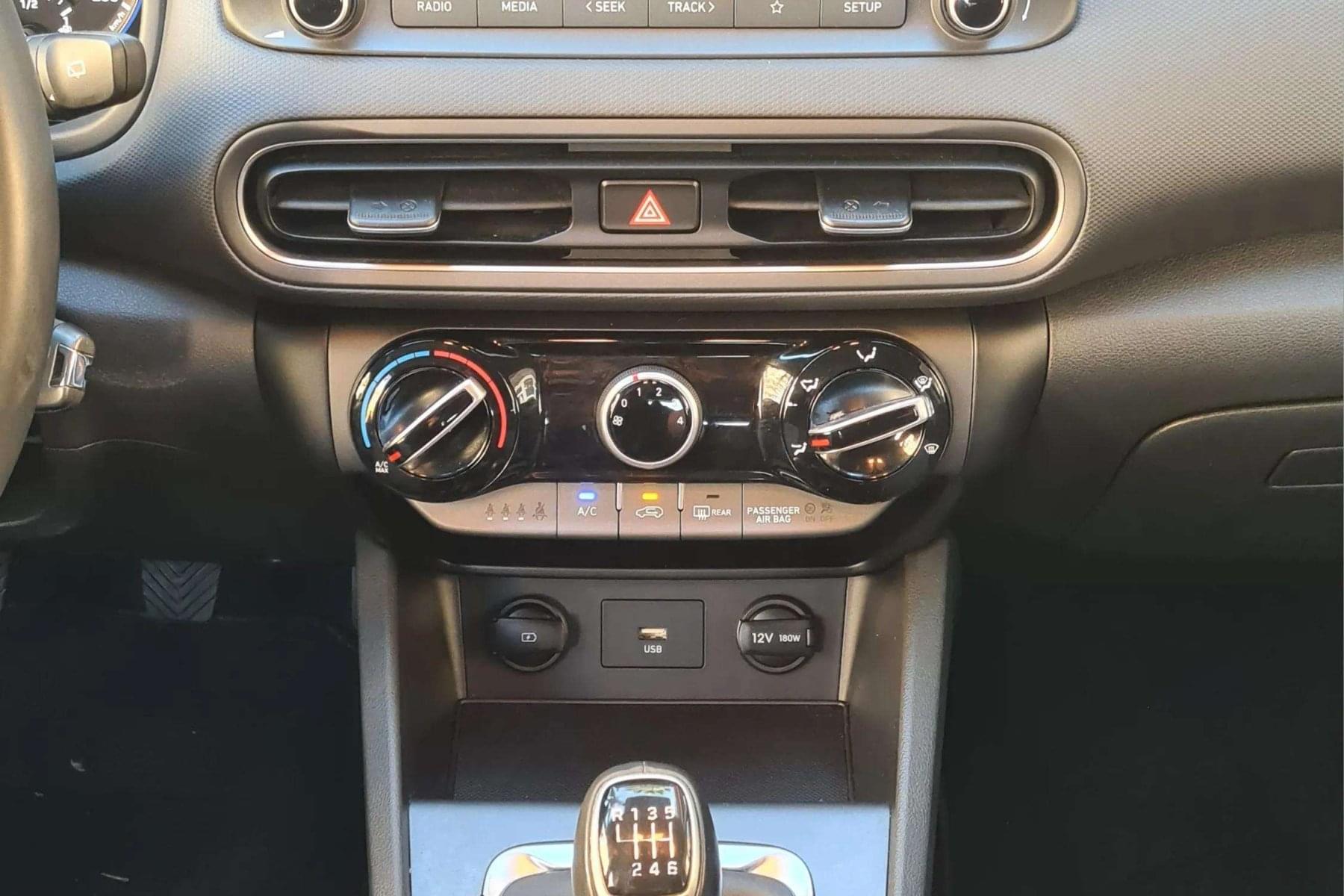 HYUNDAI KONA 1.0 TGDI 120cv. ESSENCE 17 