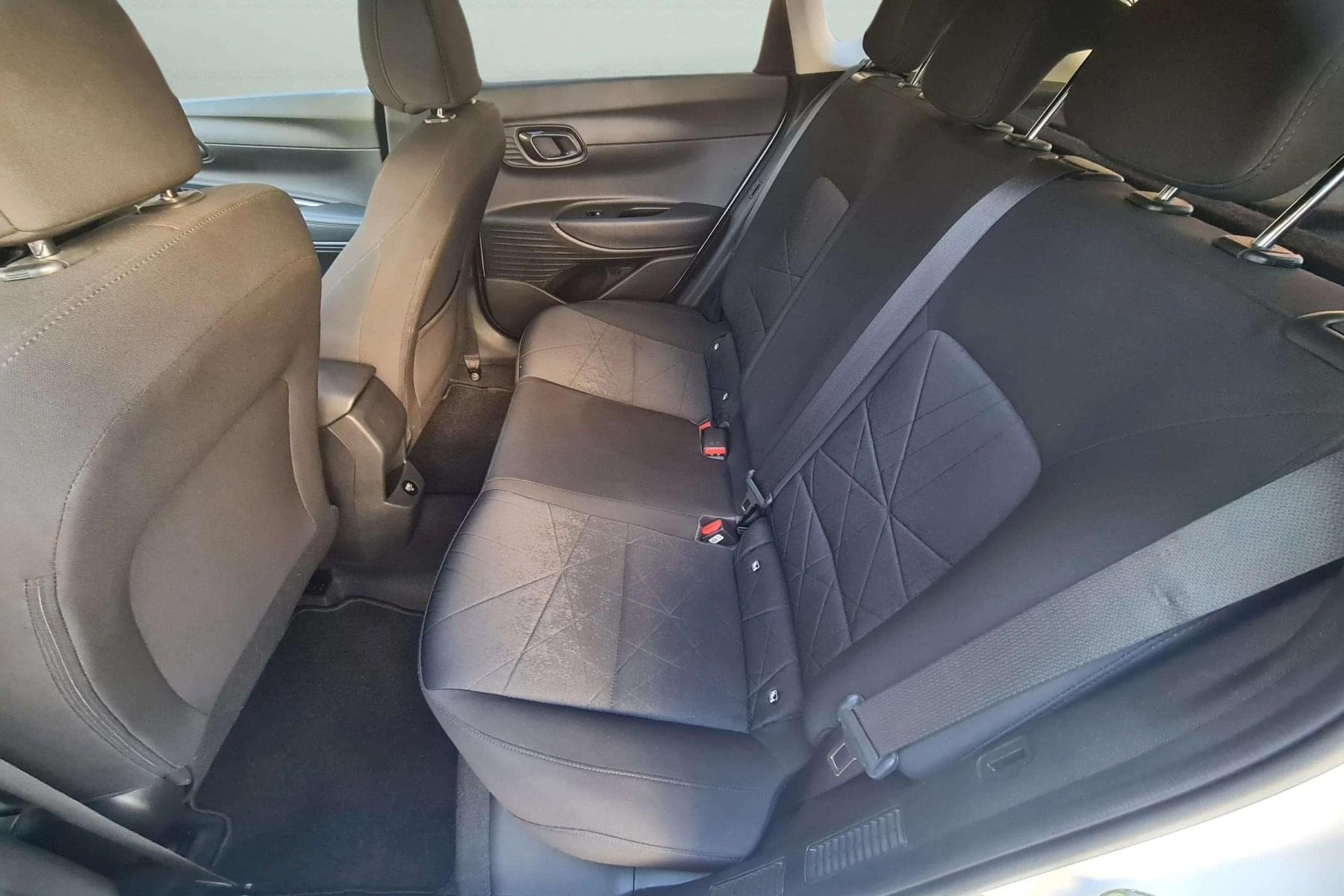 HYUNDAI BAYON 1.0 100CV 48V MAXX DCT AUTOMÁTICO 15 