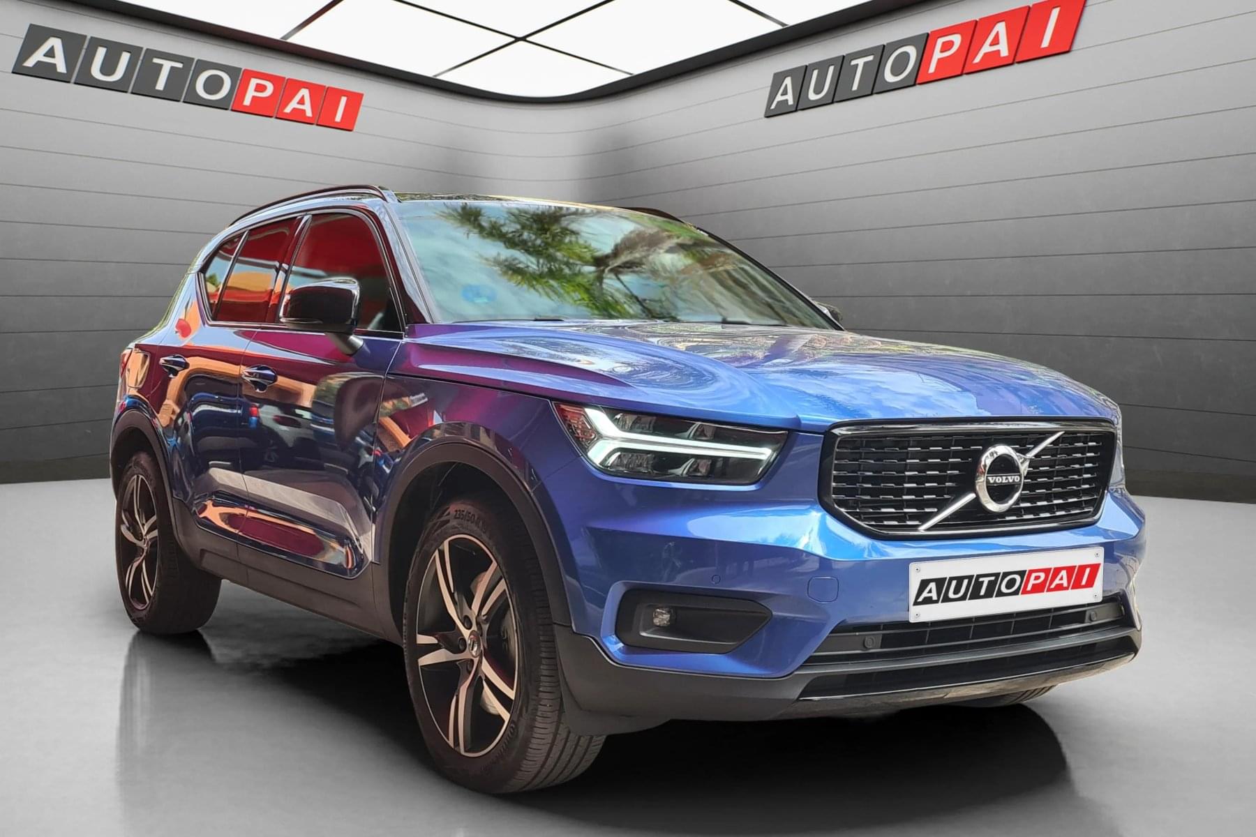 VOLVO XC40 1.5 PHEV R-DESIGN 211cv.  HÍBRIDO ENCHUF 3 