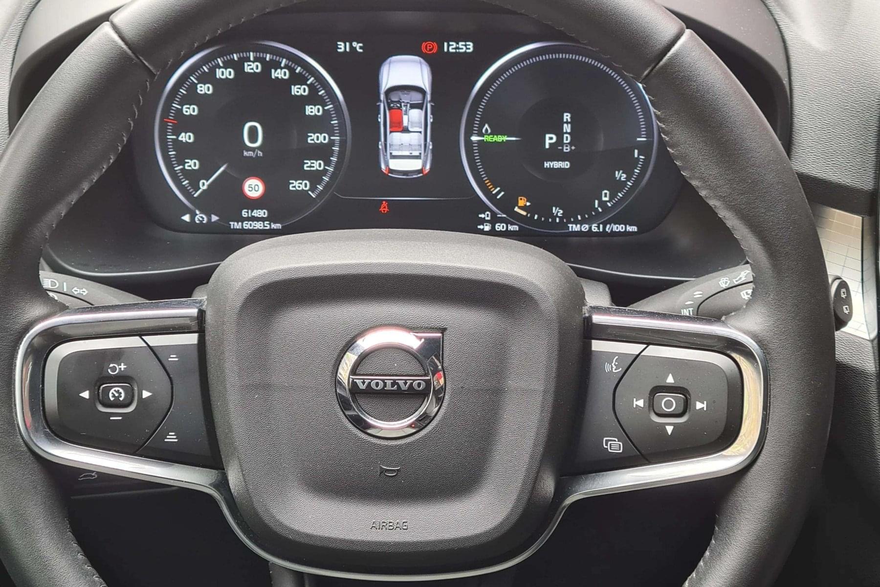 VOLVO XC40 1.5 PHEV R-DESIGN 211cv.  HÍBRIDO ENCHUF 22 