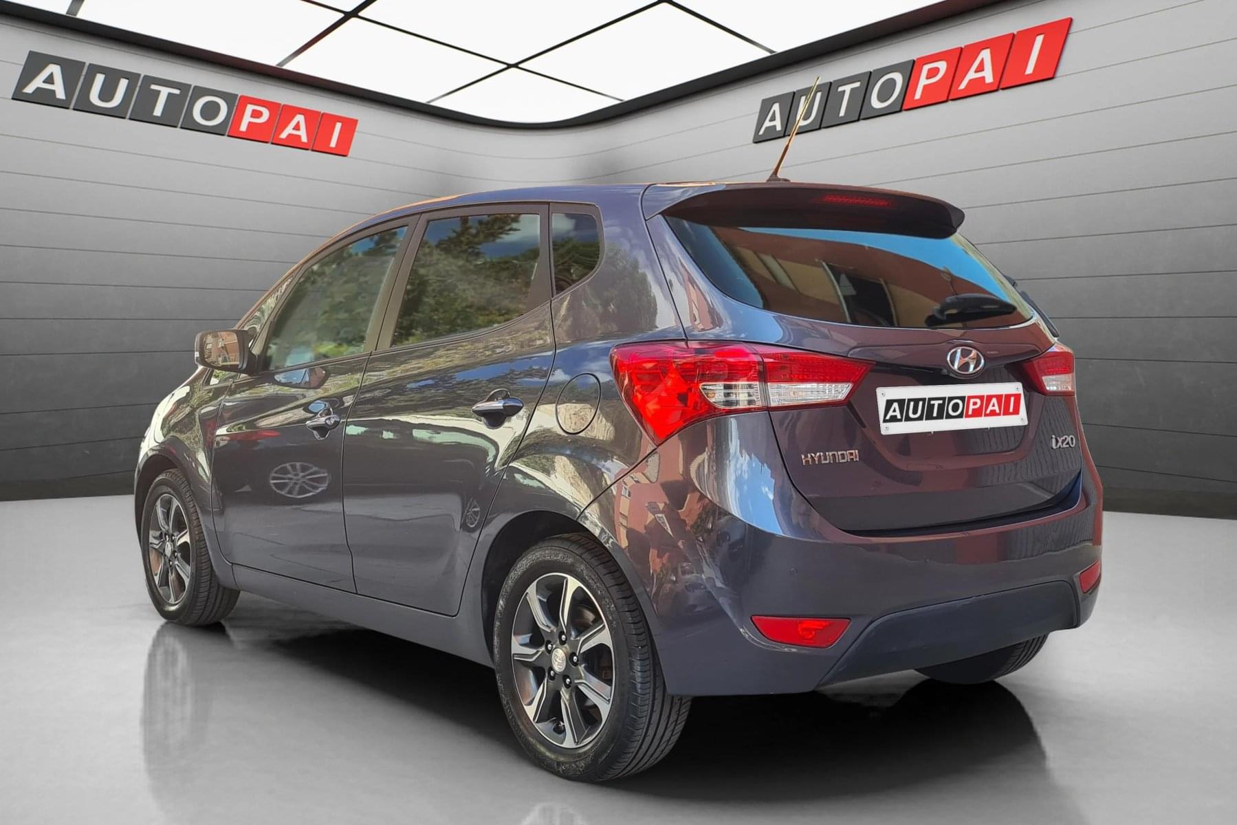 HYUNDAI IX20 1.6I MPI 126cv. automático 5 